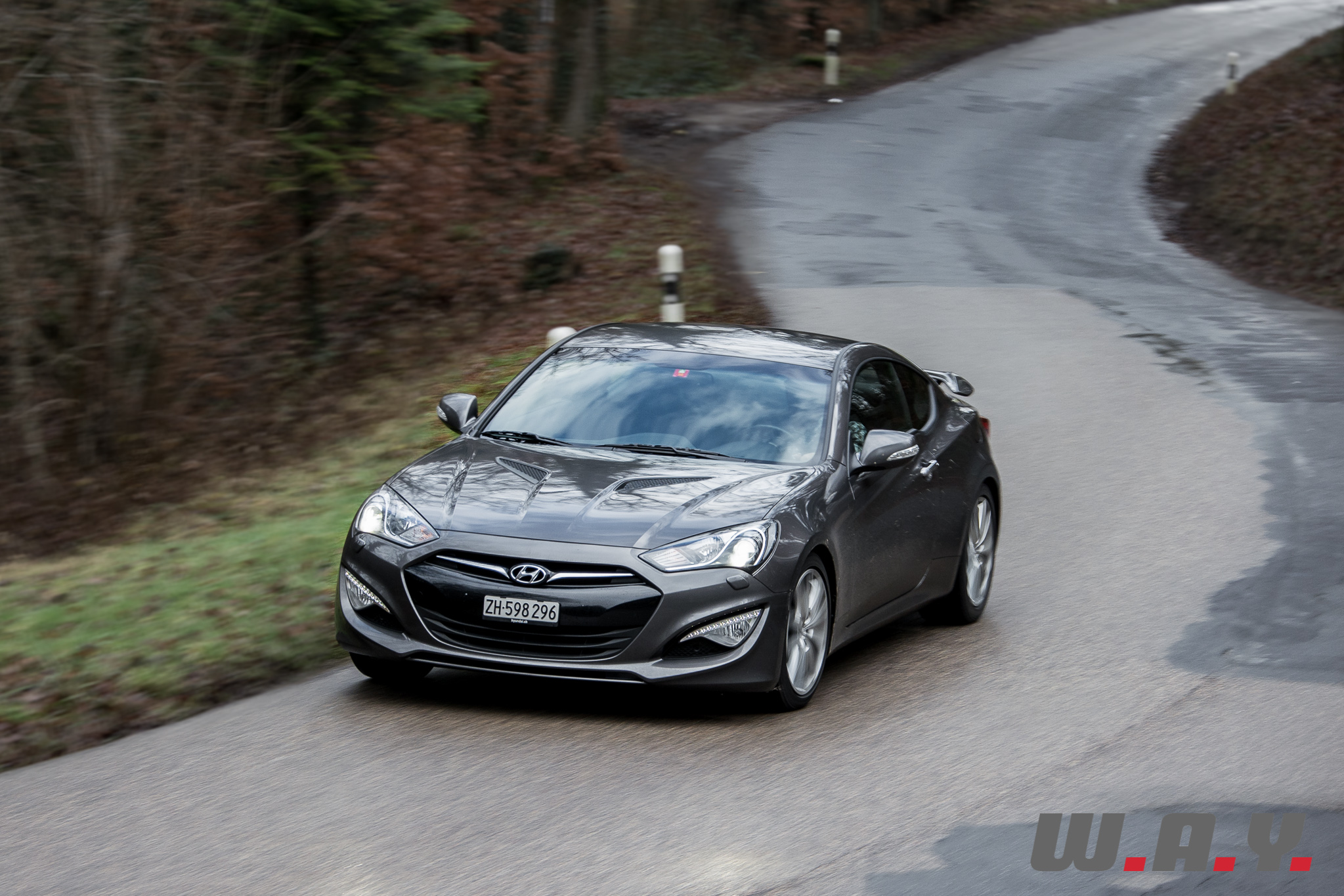 HyundaiGenesis-Coupe-1