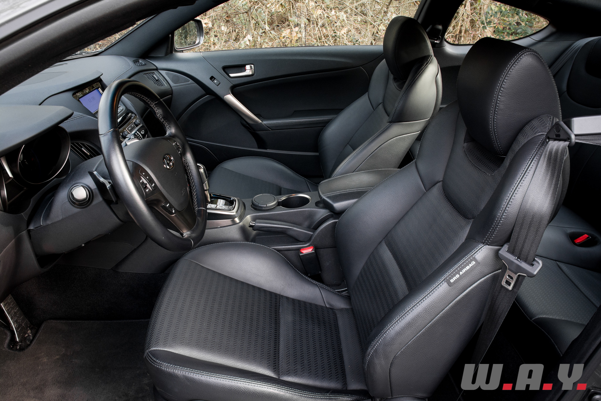 HyundaiGenesis-Coupe-1