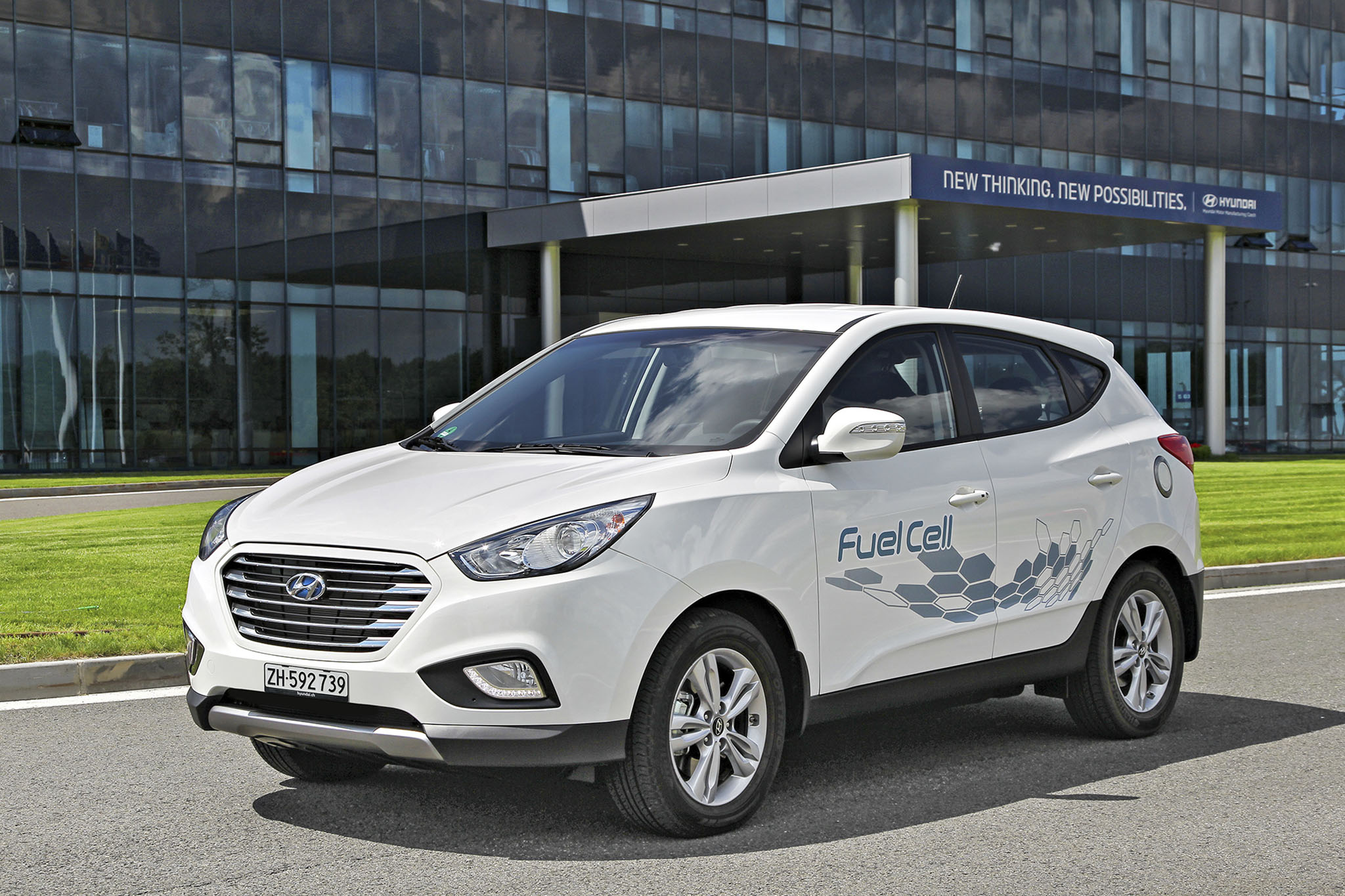 HyundaiIX35FuelCell 01