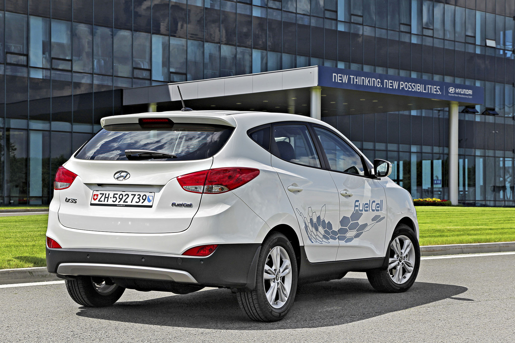 HyundaiIX35FuelCell 02