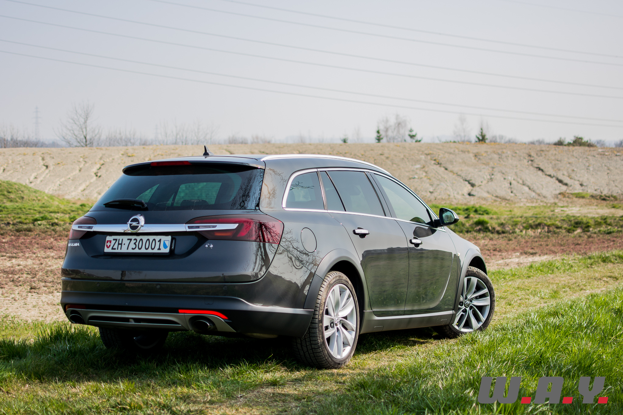 InsigniaCountryTourer-5