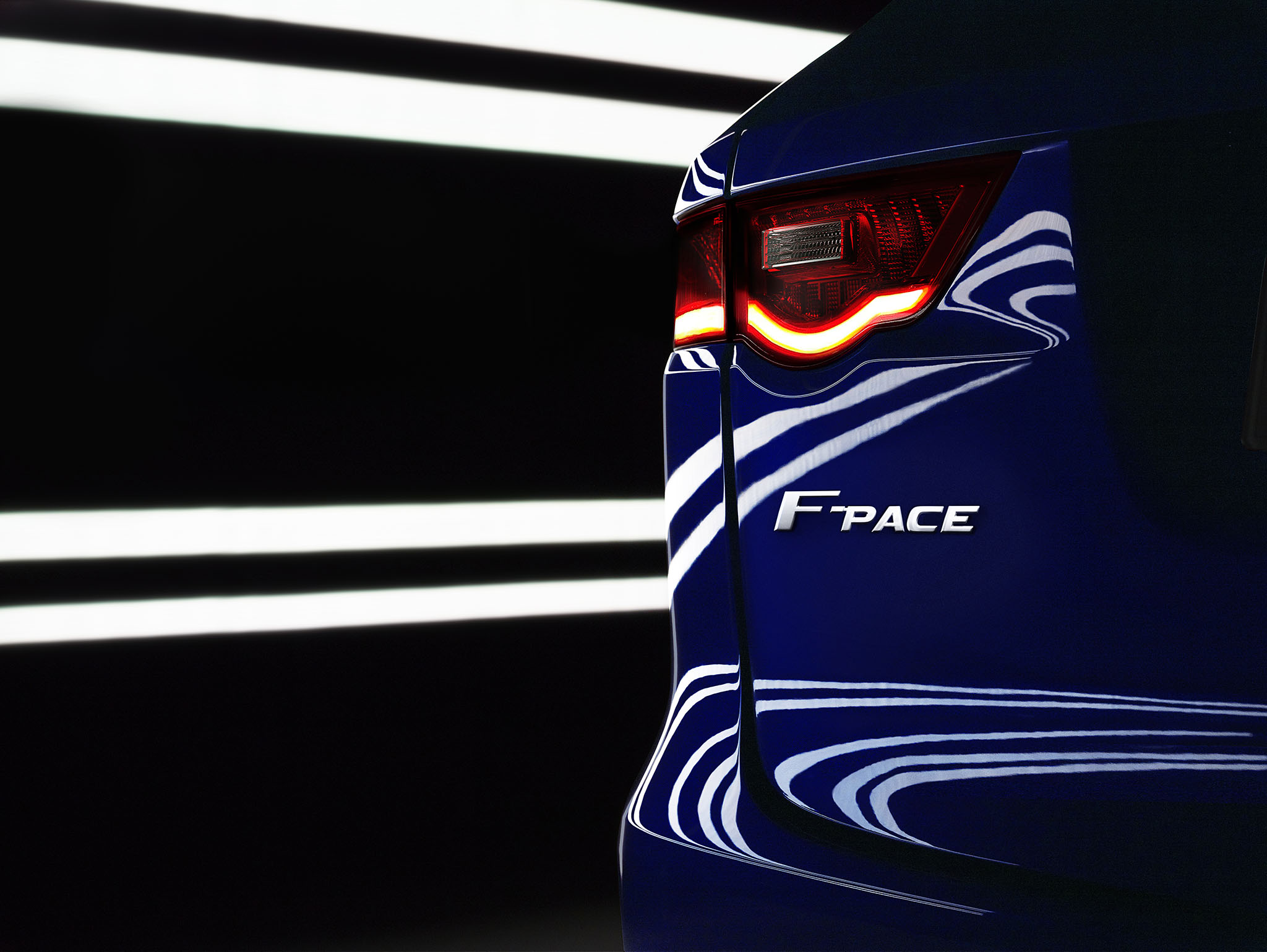 JaguarFPace 01