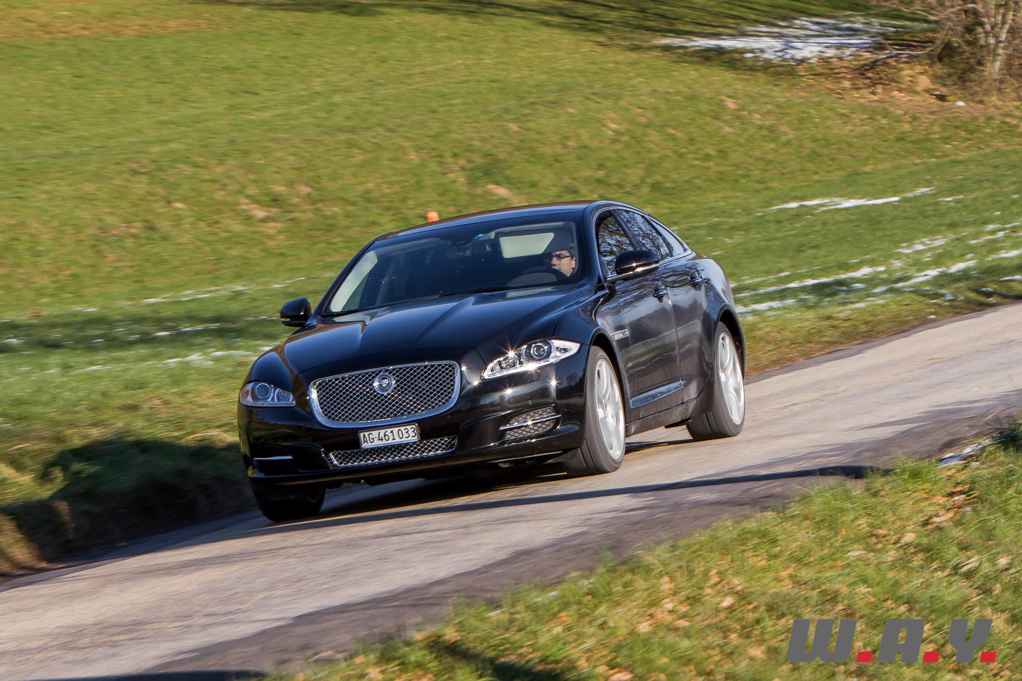 JaguarXJSCAWD-1