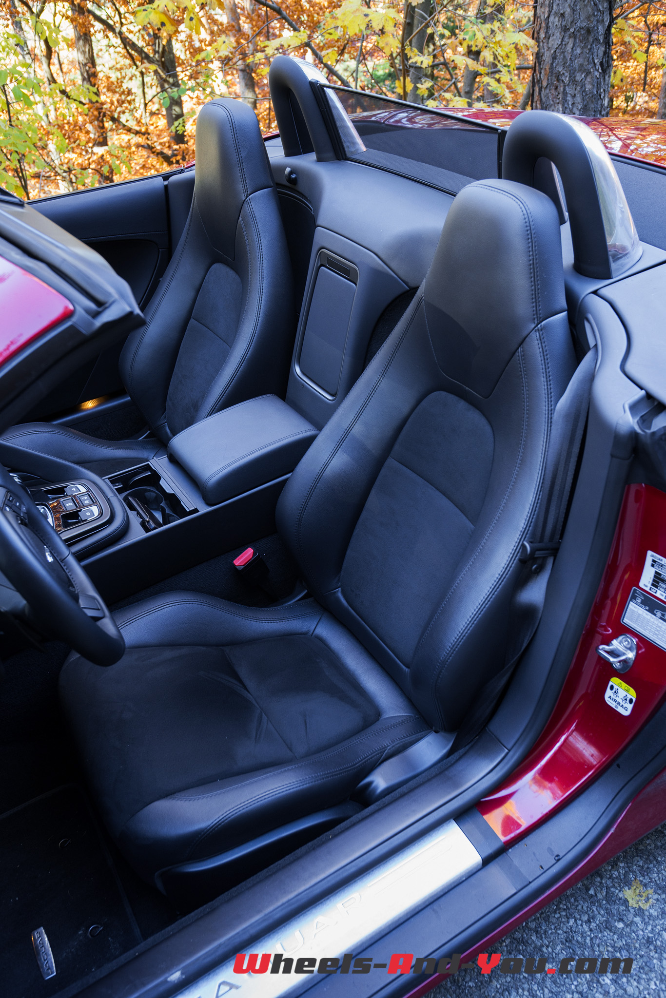 Jaguar F-Type S AWD-15