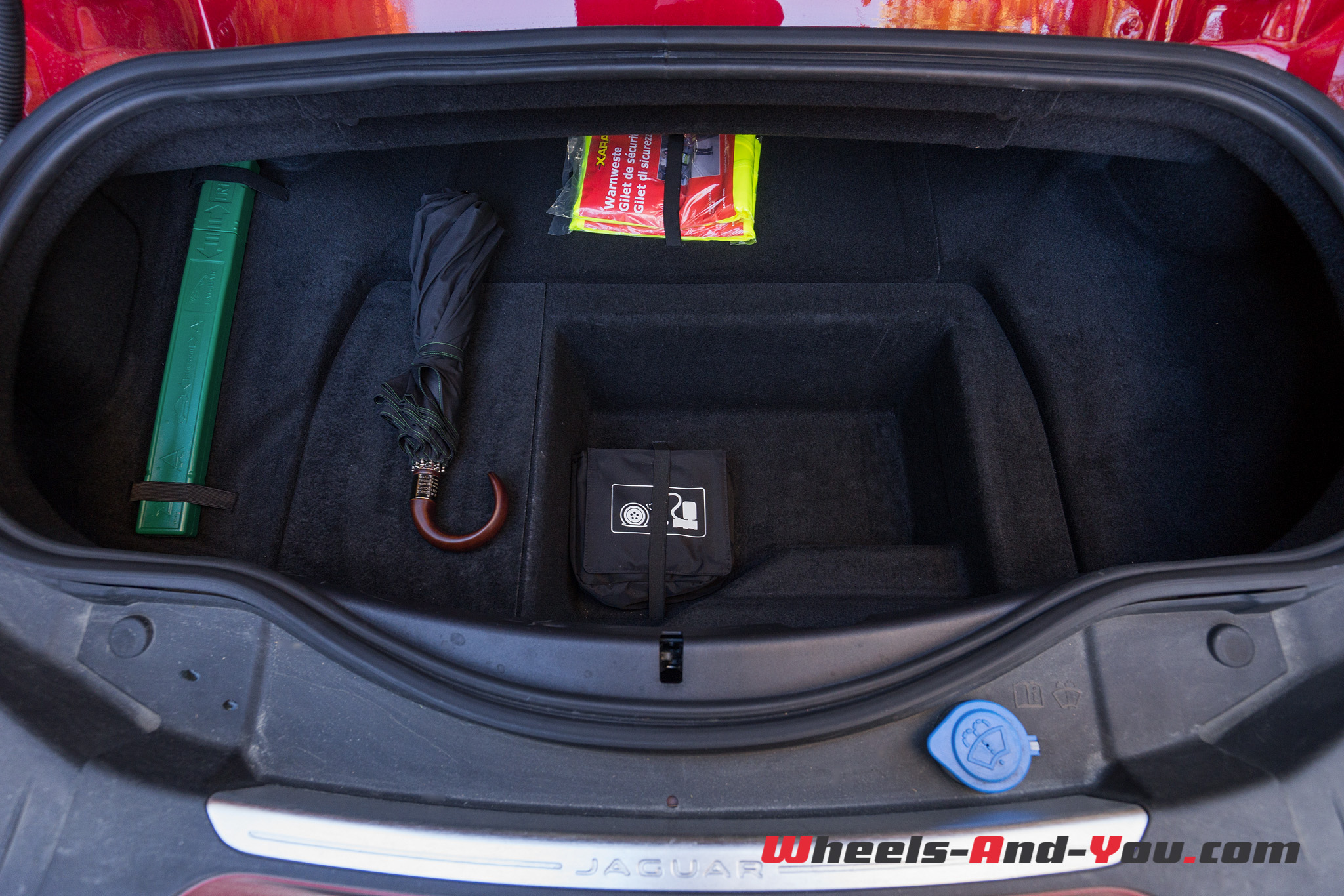 Jaguar F-Type S AWD-16