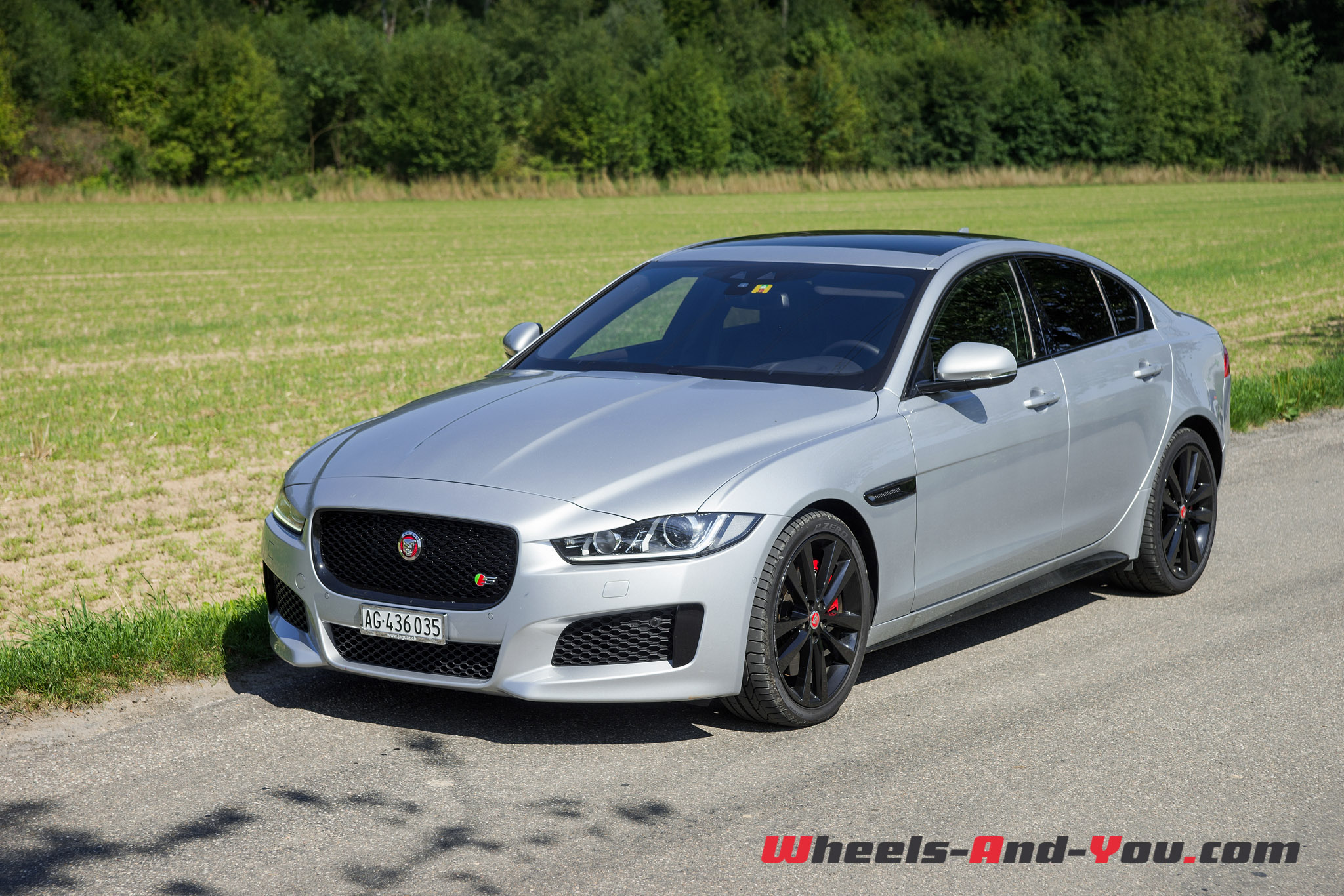 Jaguar XE-21