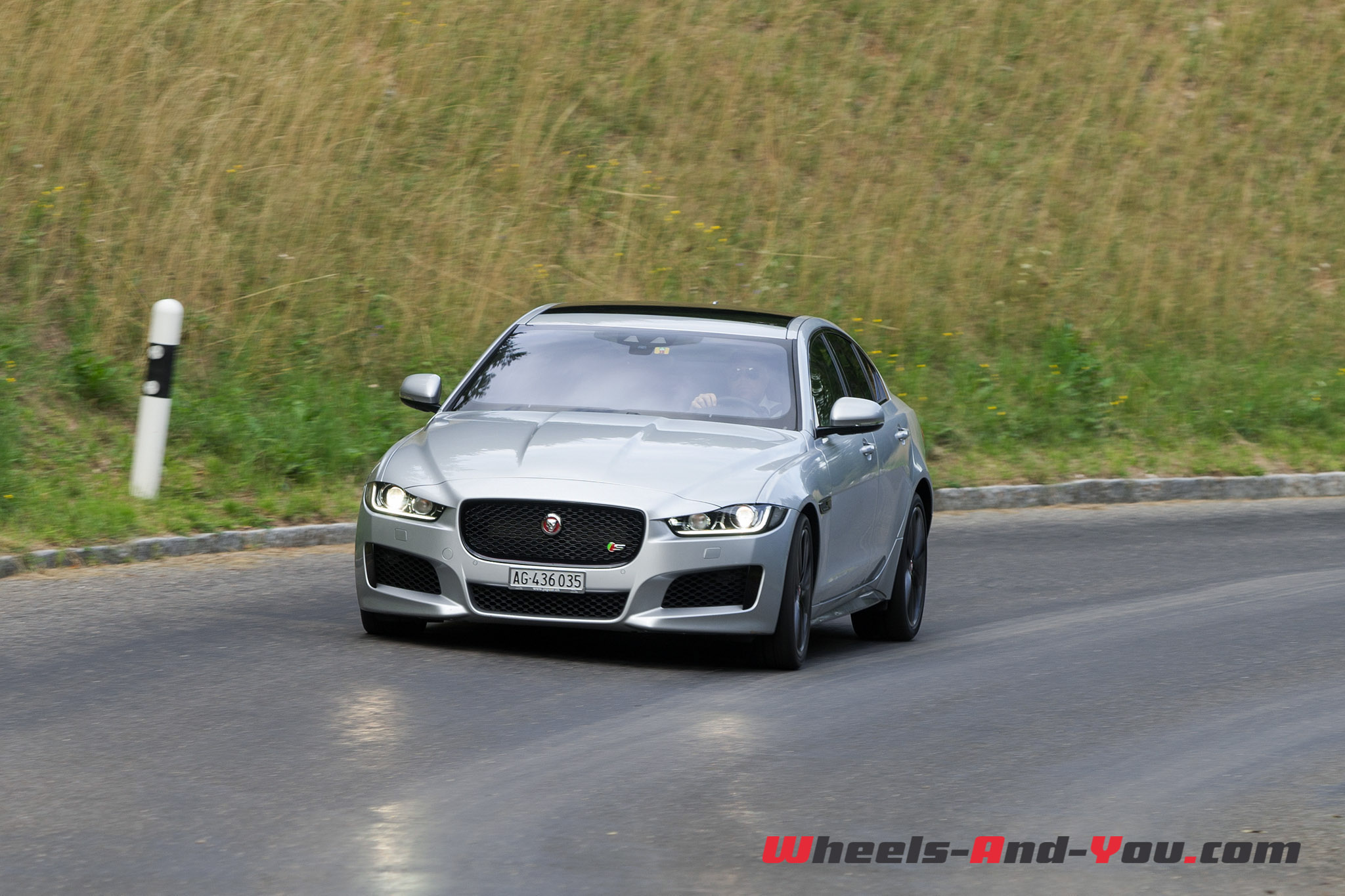 Jaguar XE-29