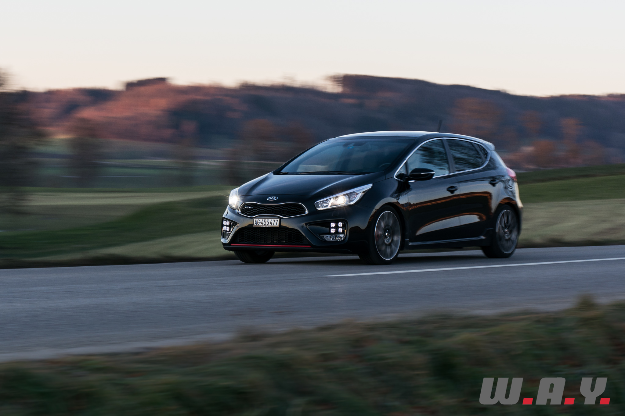 KiaCeedGT-01