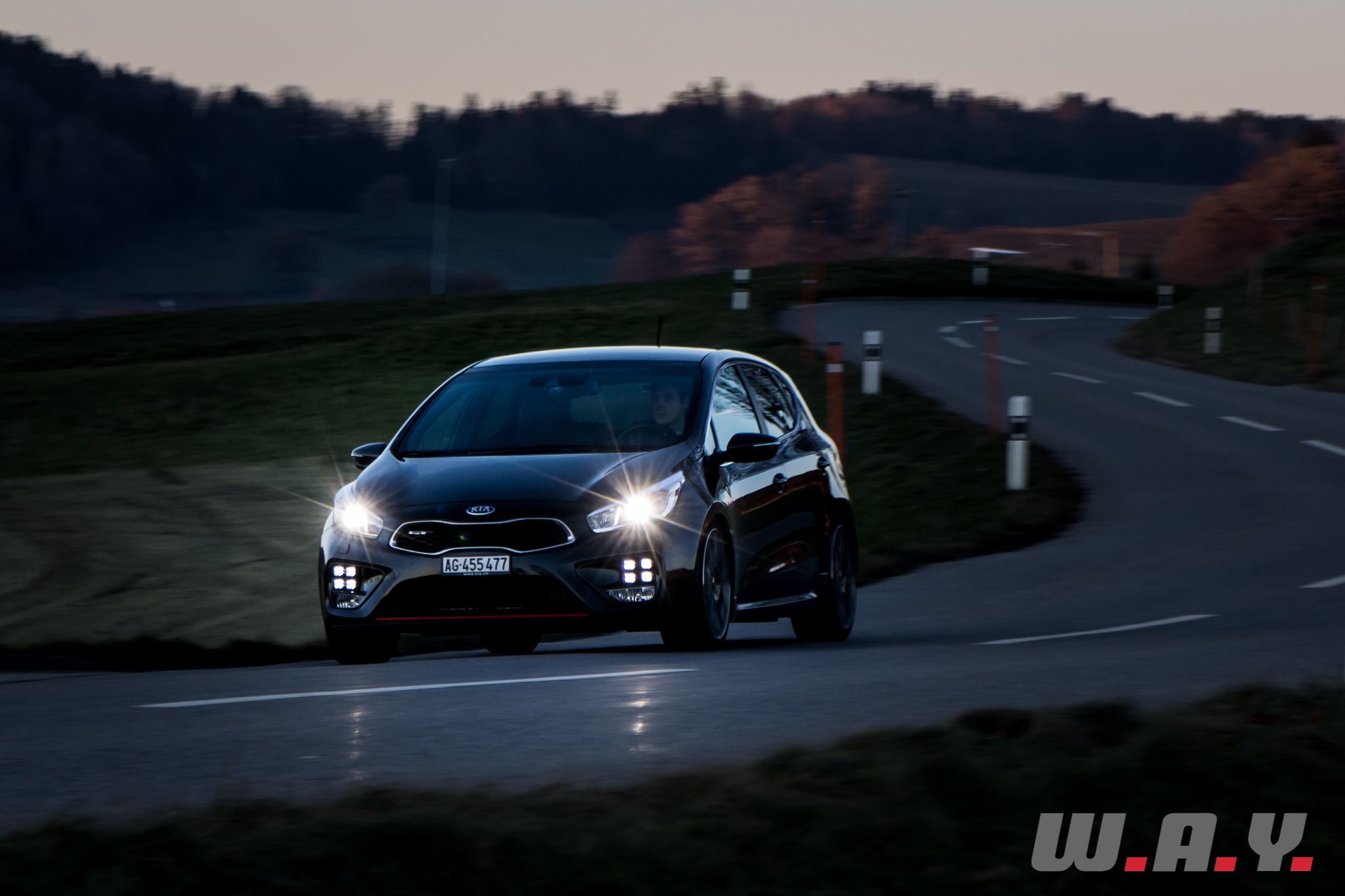 KiaCeedGT-01