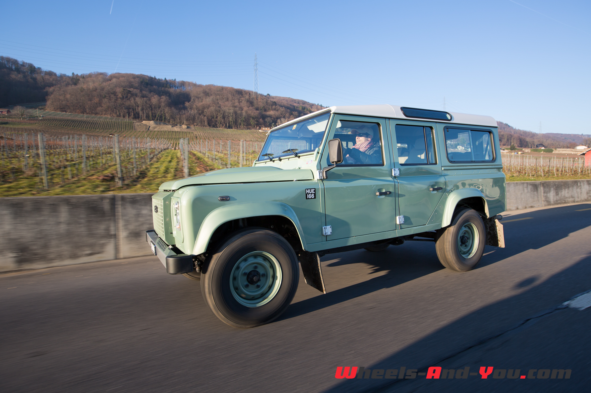 LRDefenderHeritage 60