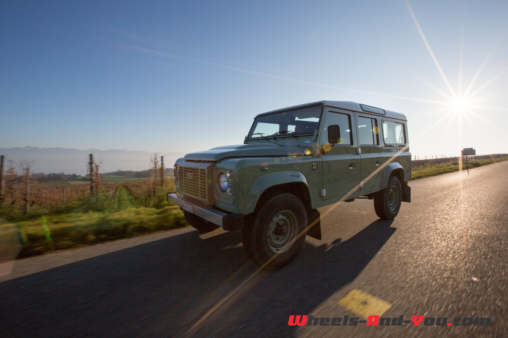 LRDefenderHeritage 65