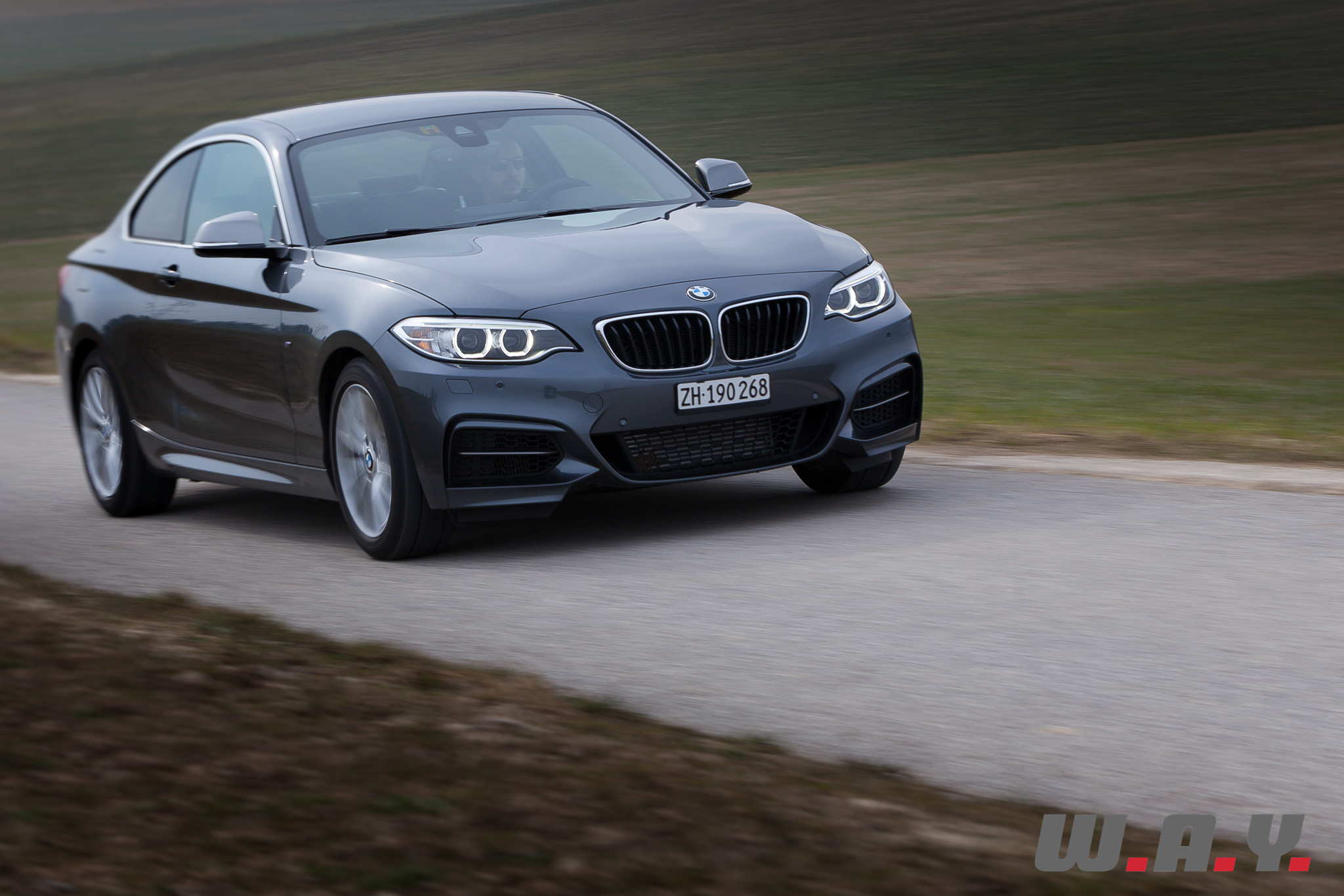 M235i-24