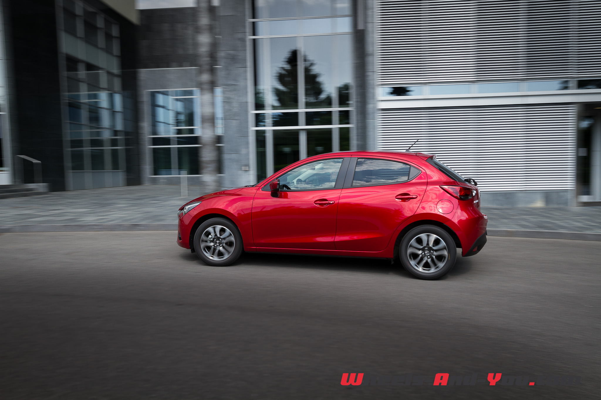 Mazda2 16