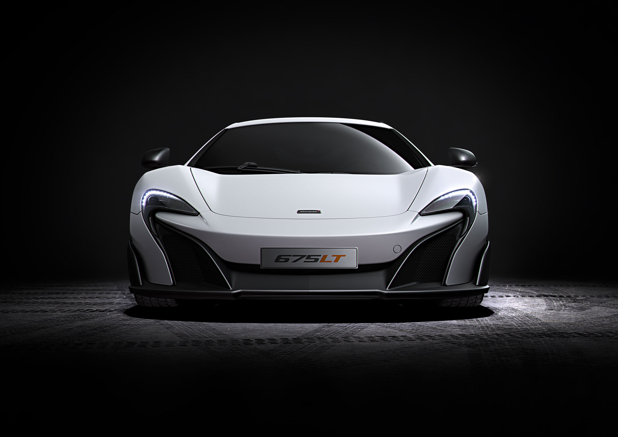 McLaren675LT 03