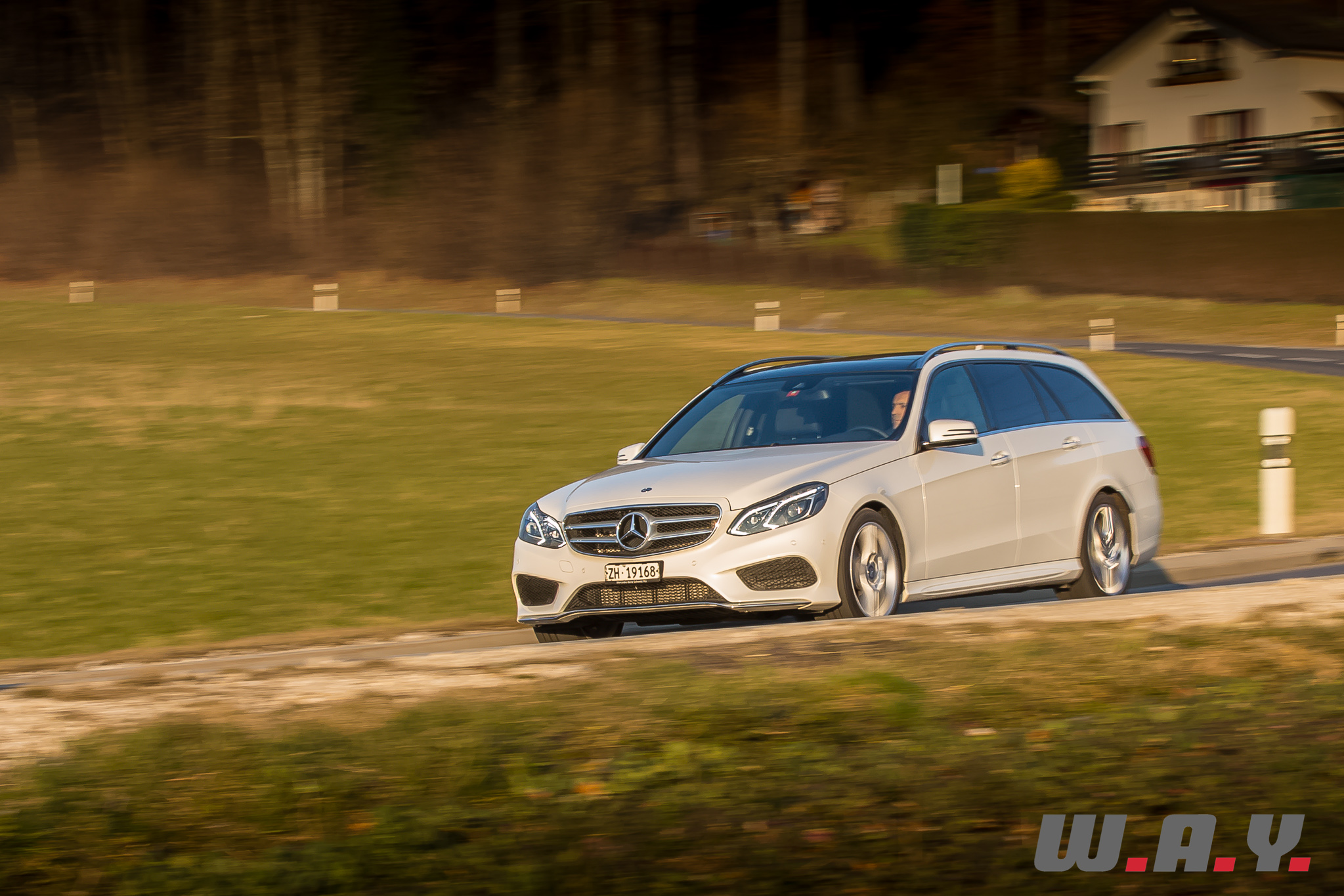 MercedesBenzE350T4M-1