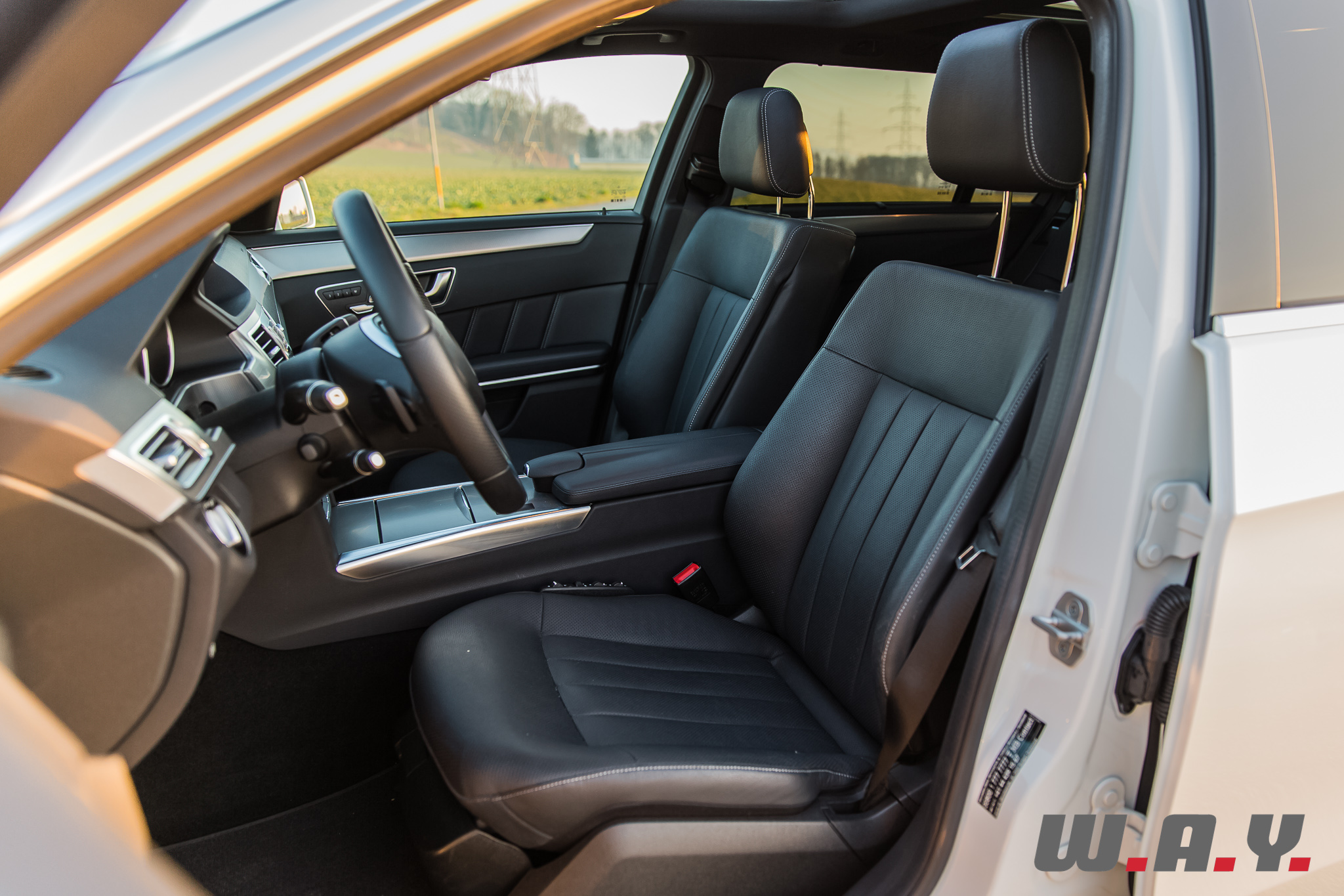 MercedesBenzE350T4M-1