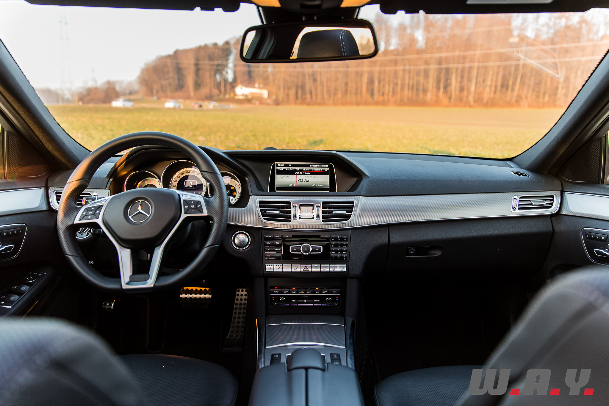 MercedesBenzE350T4M-1