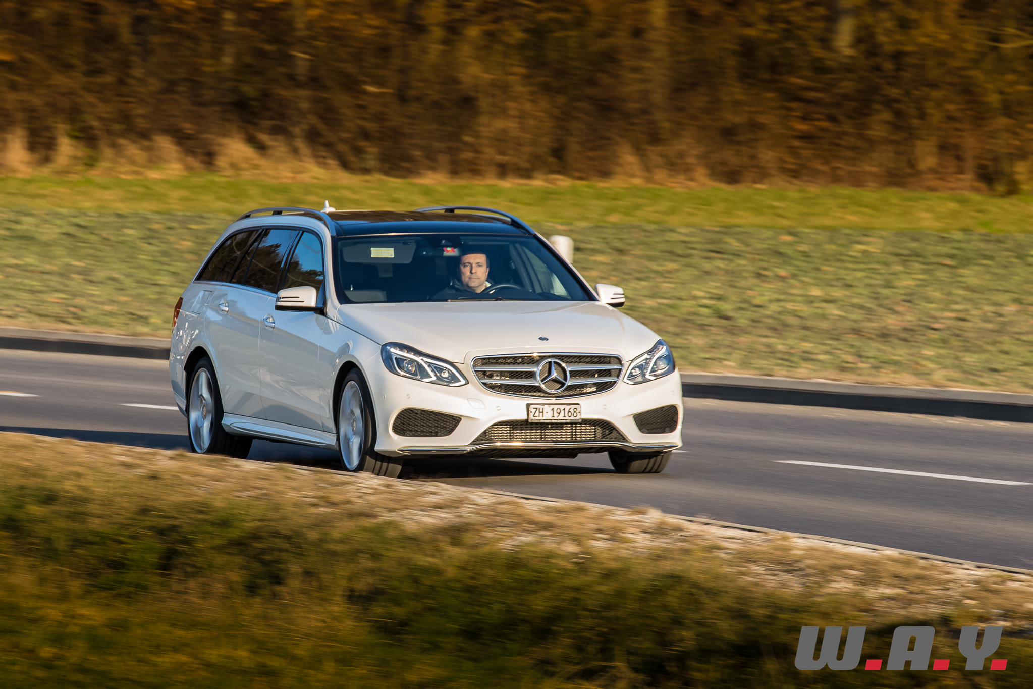 MercedesBenzE350T4M-1