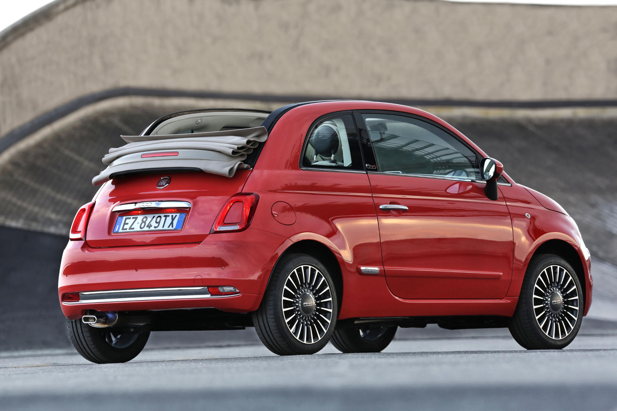 NewFiat500 02