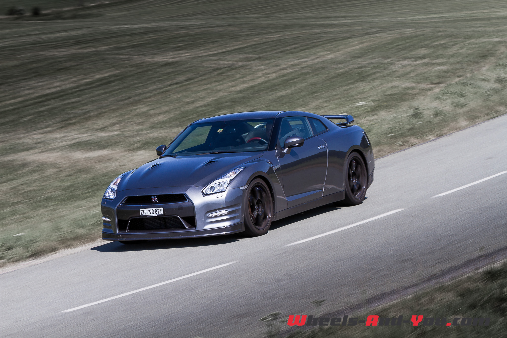 Nissan GTR 27