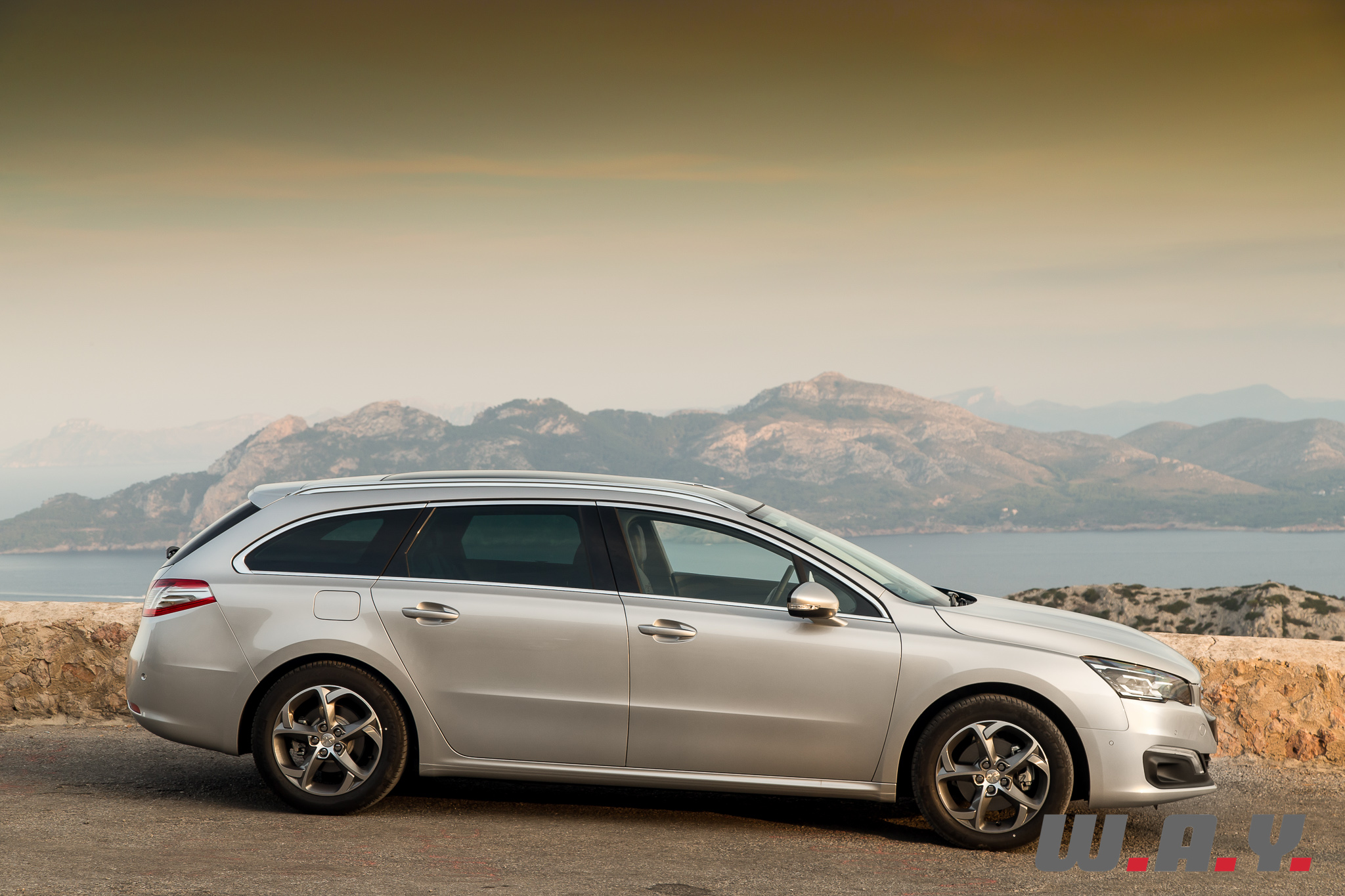 NouvellePeugeot508-1