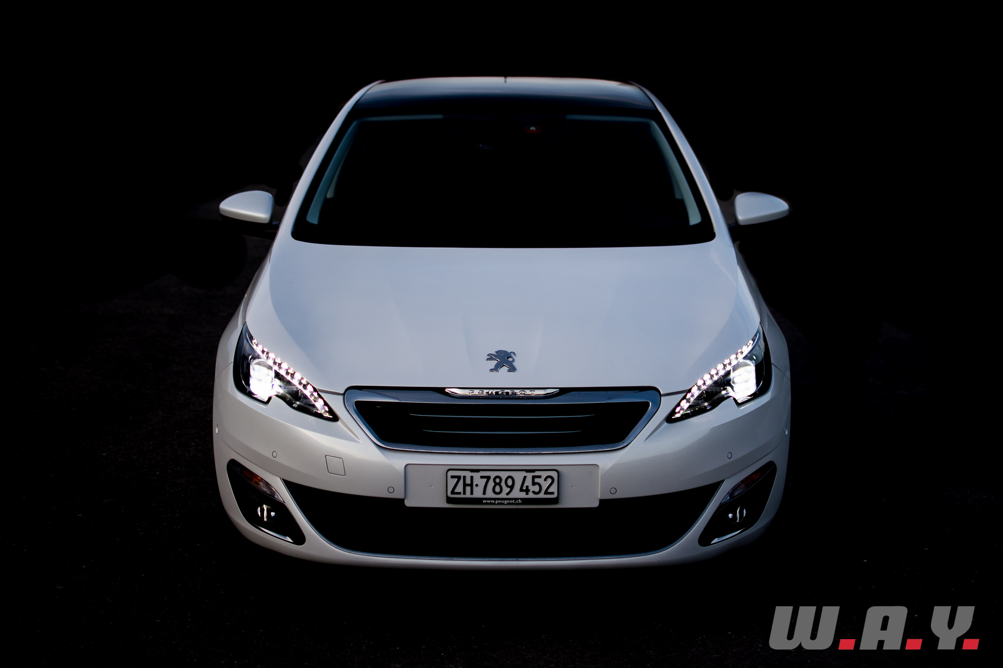 Peugeot308-1