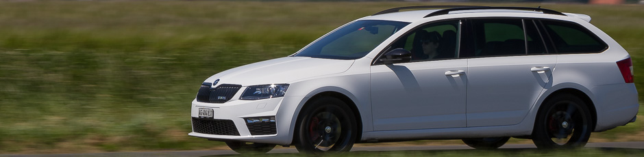 SkodaOctaviaRS-banner