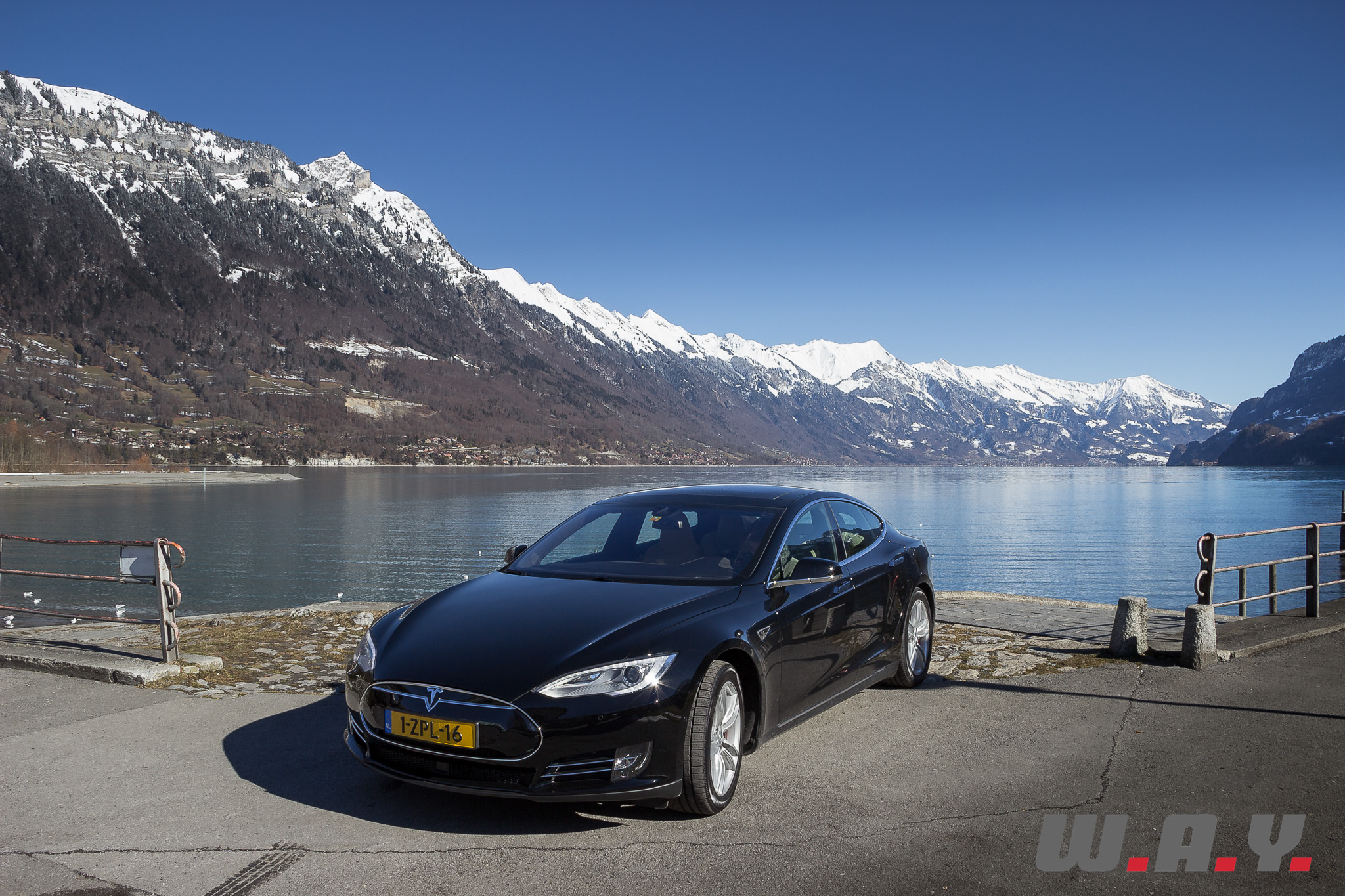 TeslaModelSP85D 16