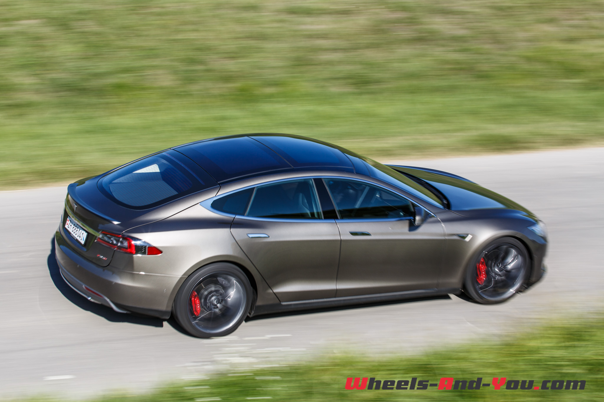 TeslaModelS P85D 07