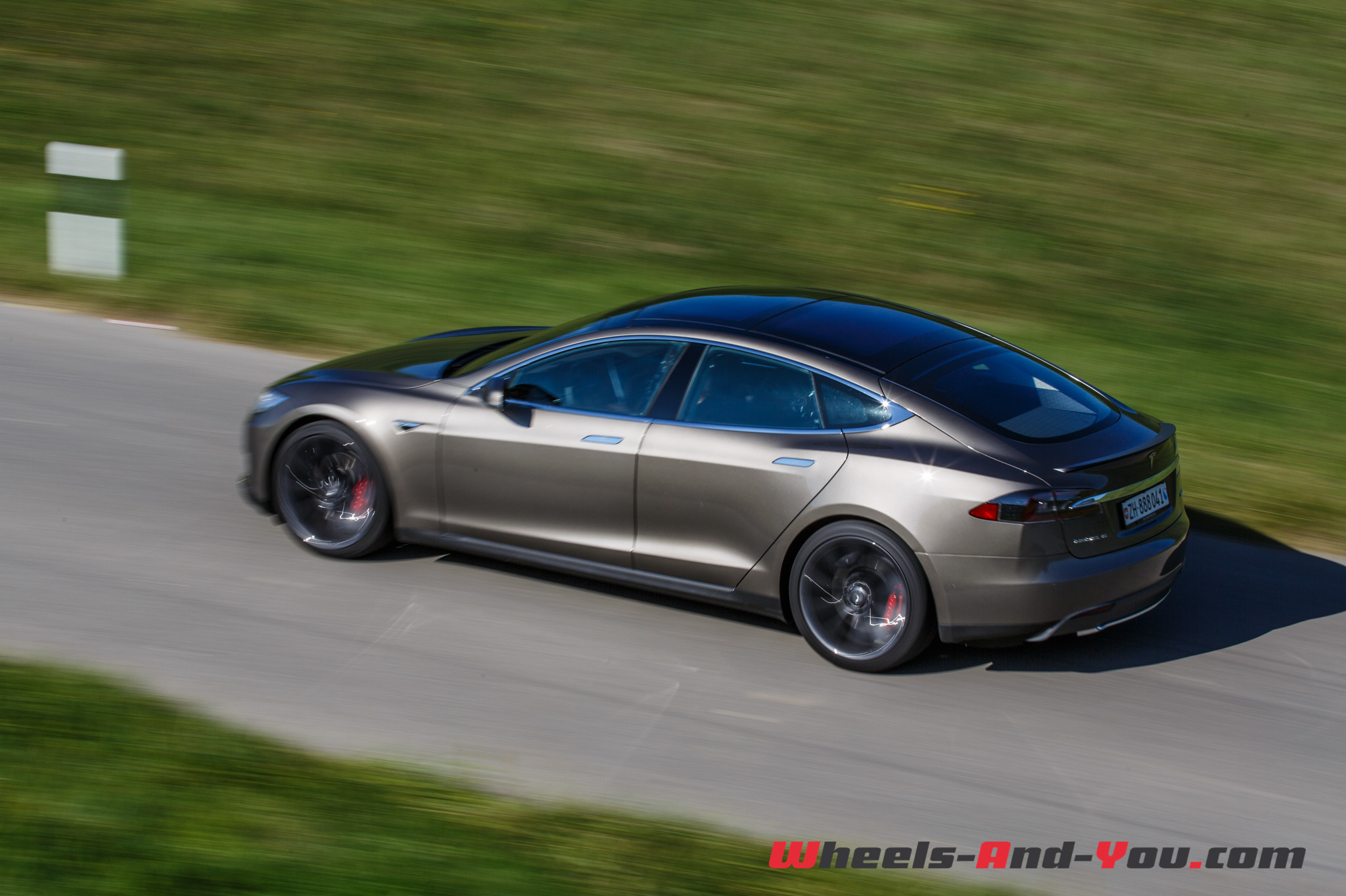 TeslaModelS P85D 22