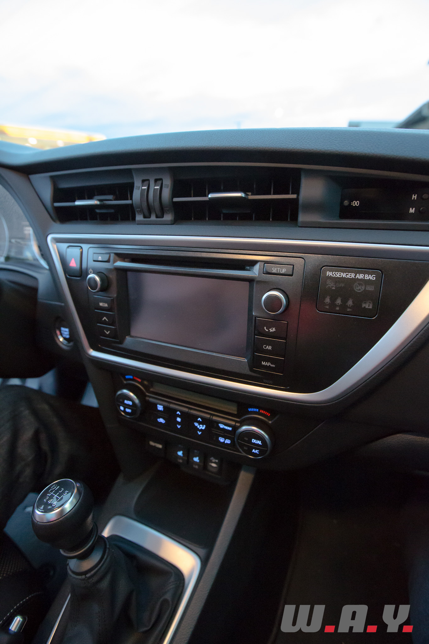 ToyotaAurisTouringSport-24