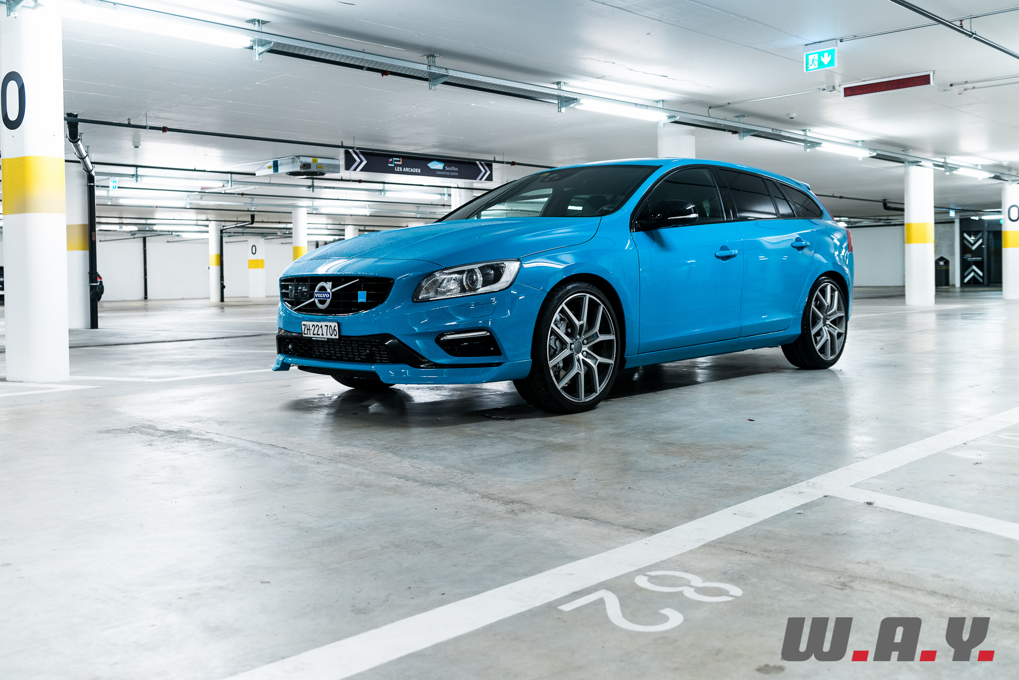 V60-Polestar-2