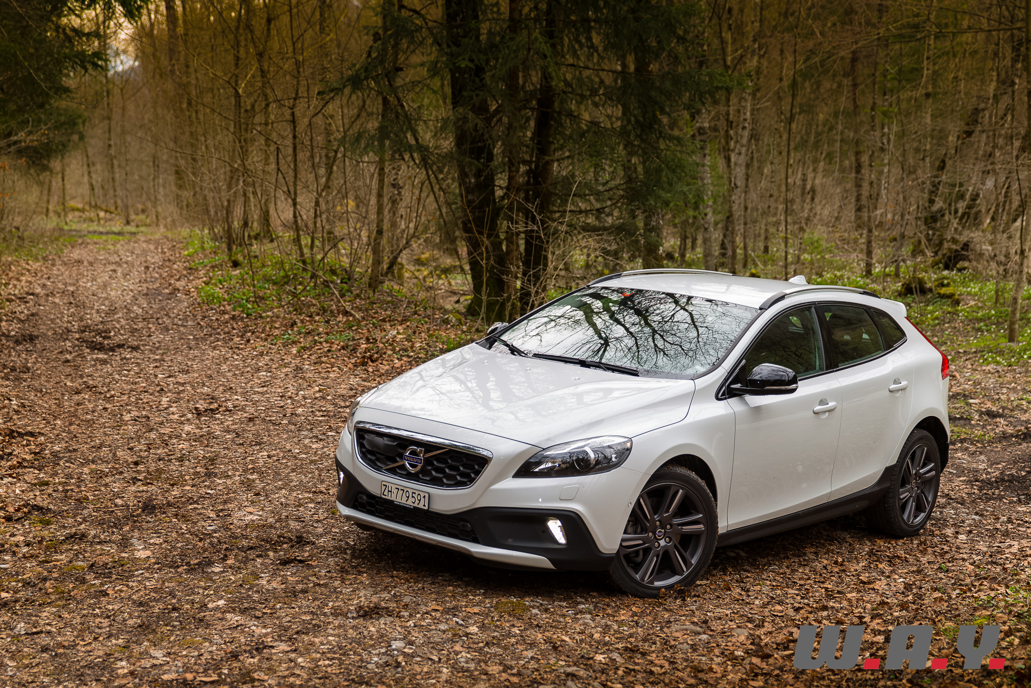 VolvoV40CrossCountryT4AWD-41