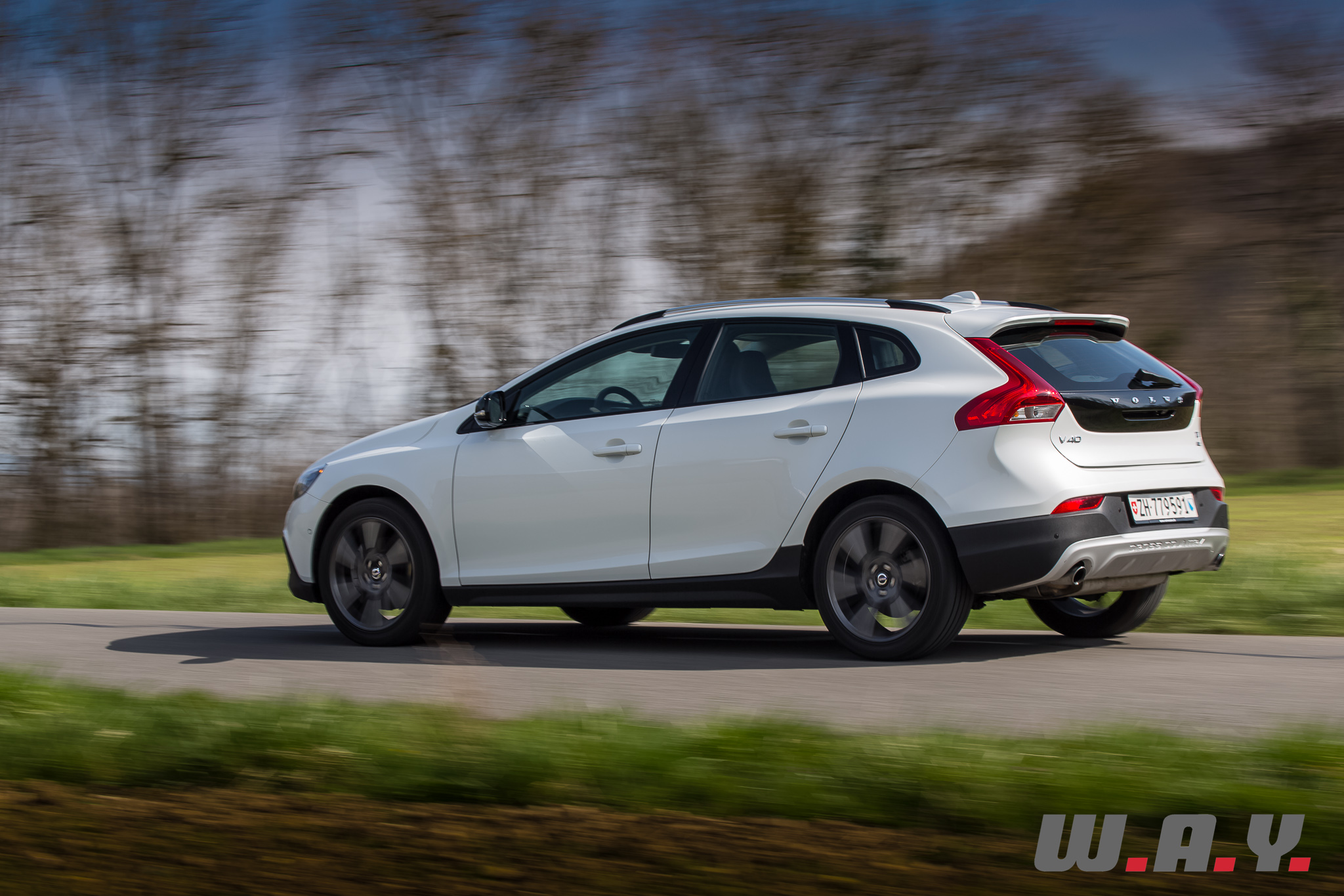 VolvoV40CrossCountryT4AWD-7