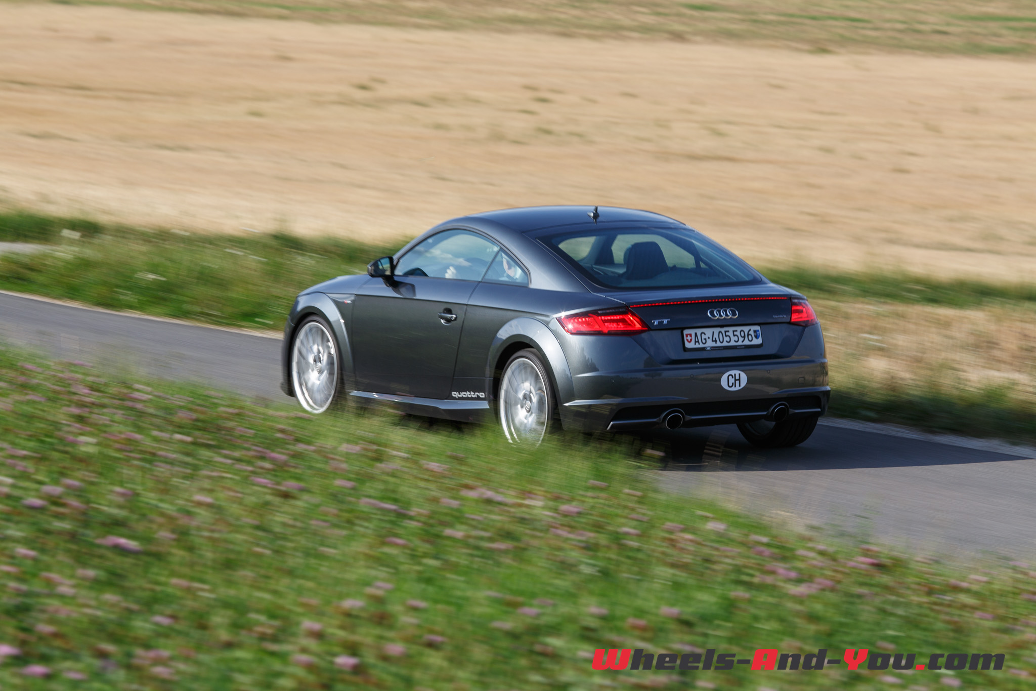 audi tt-24