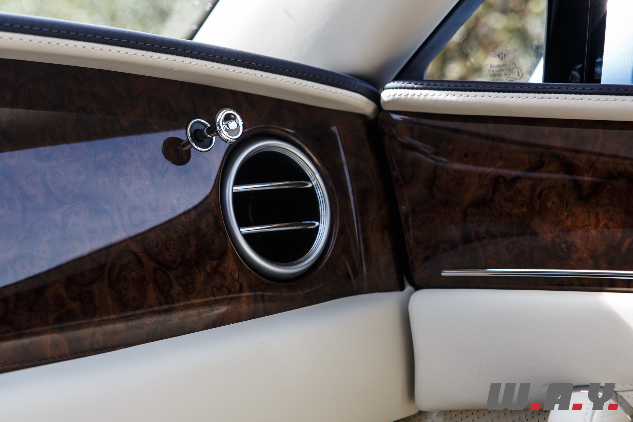 bentley flying spur w12-30