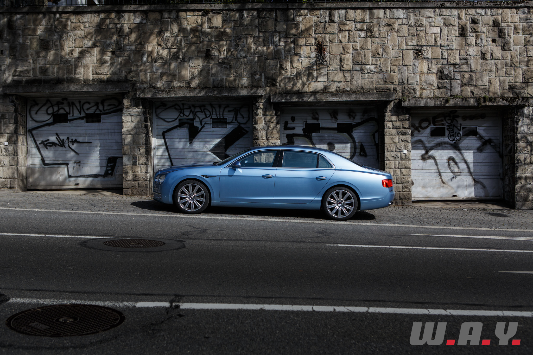 bentley flying spur w12-8