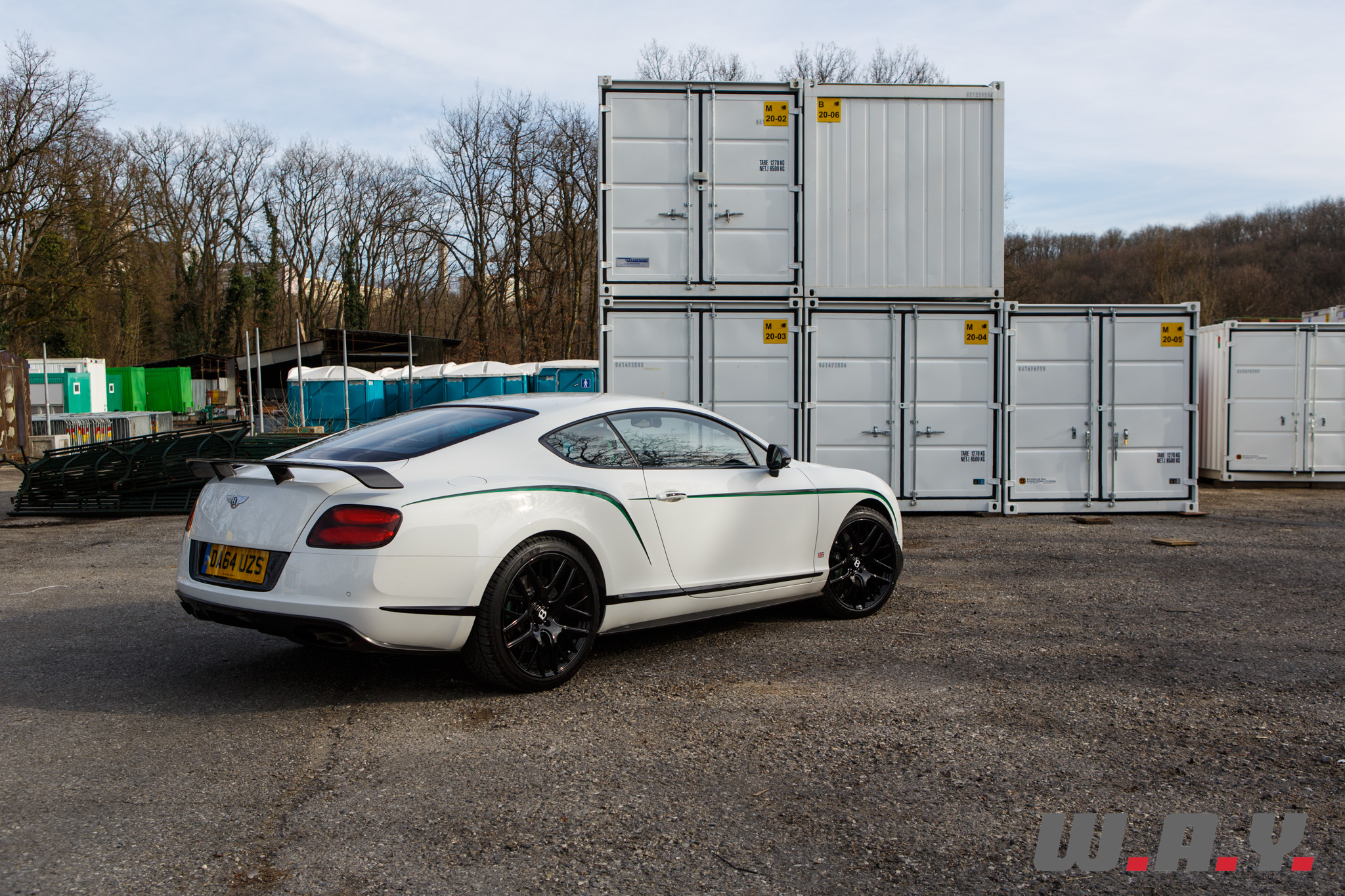 bentley gt3r-32