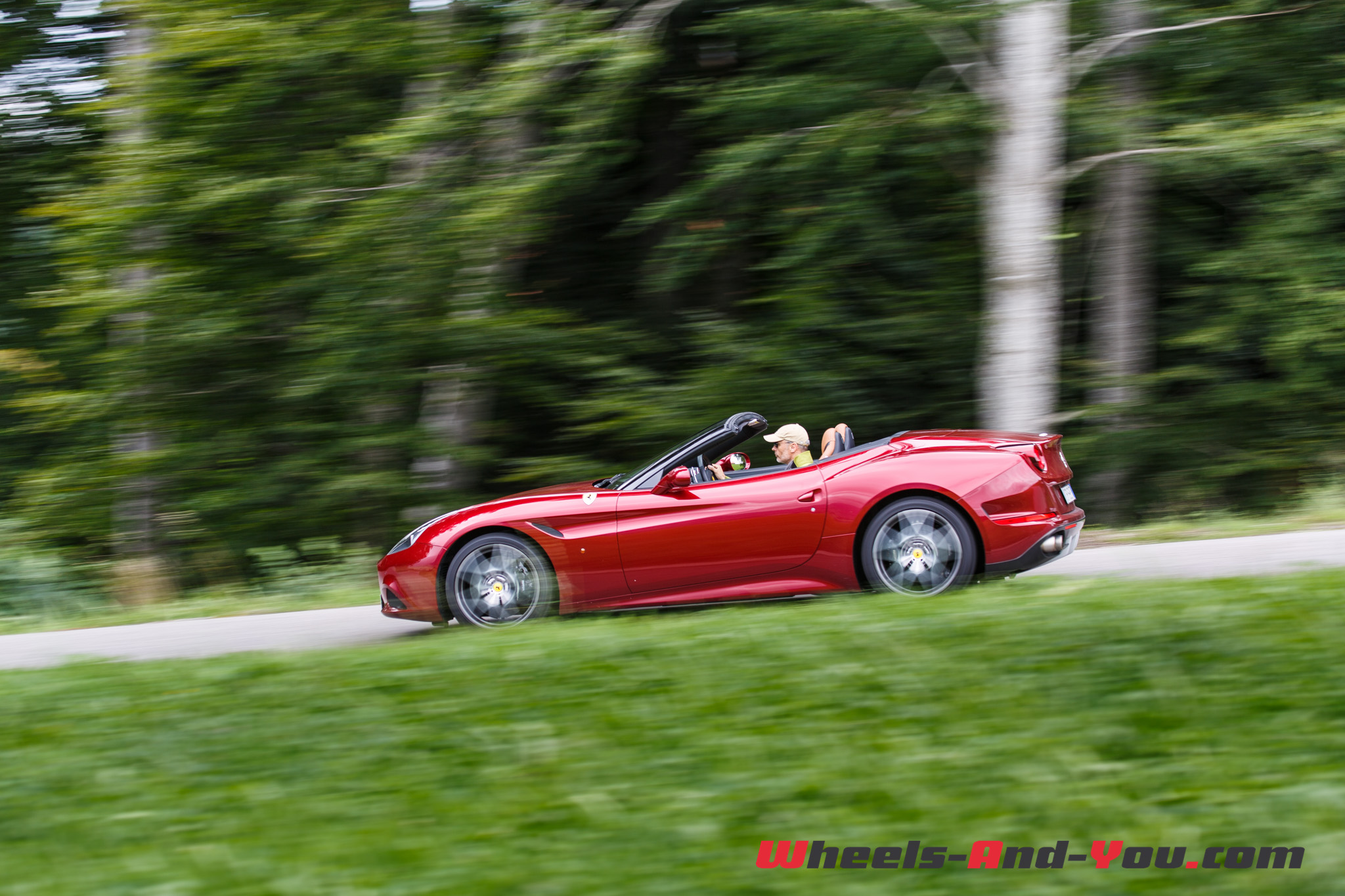 ferrari-california-t-3