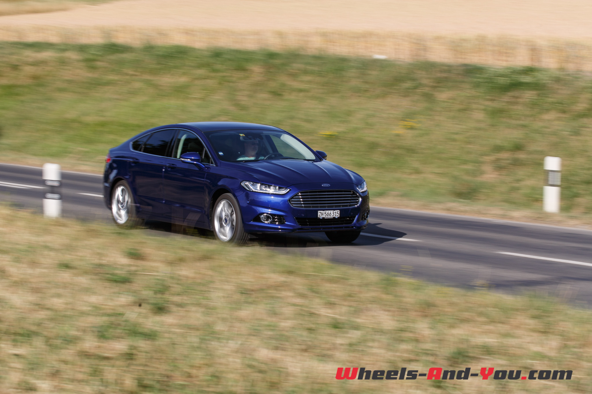 ford mondeo-1
