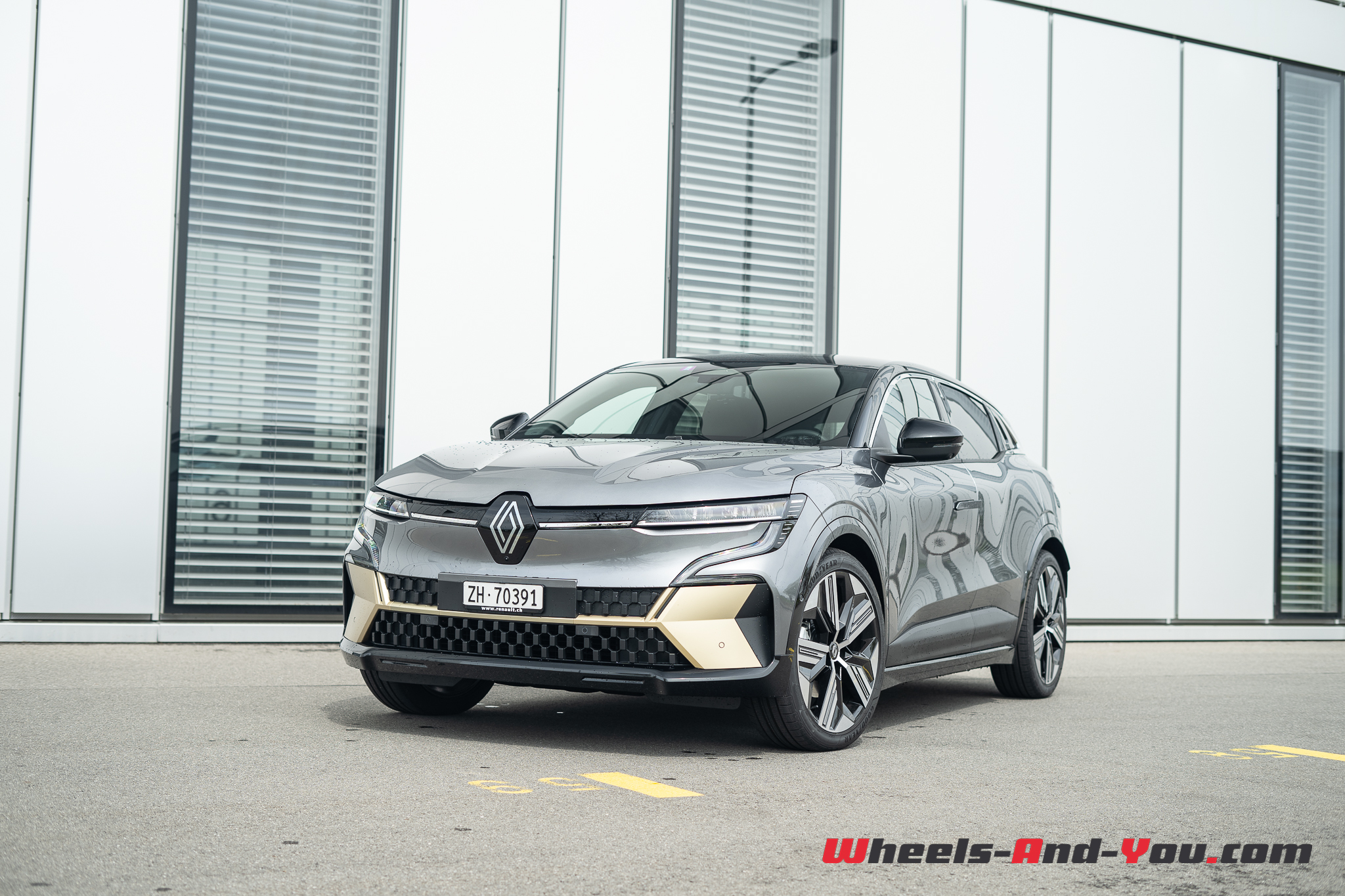 Renault Austral : un grand écran - Photos Futura