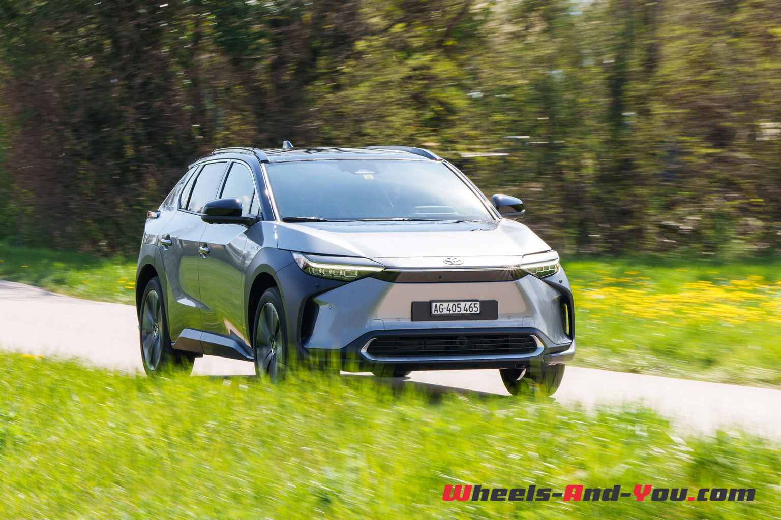 Essai – Toyota bZ4X : Le précurseur de l’hybride passe au tout ...