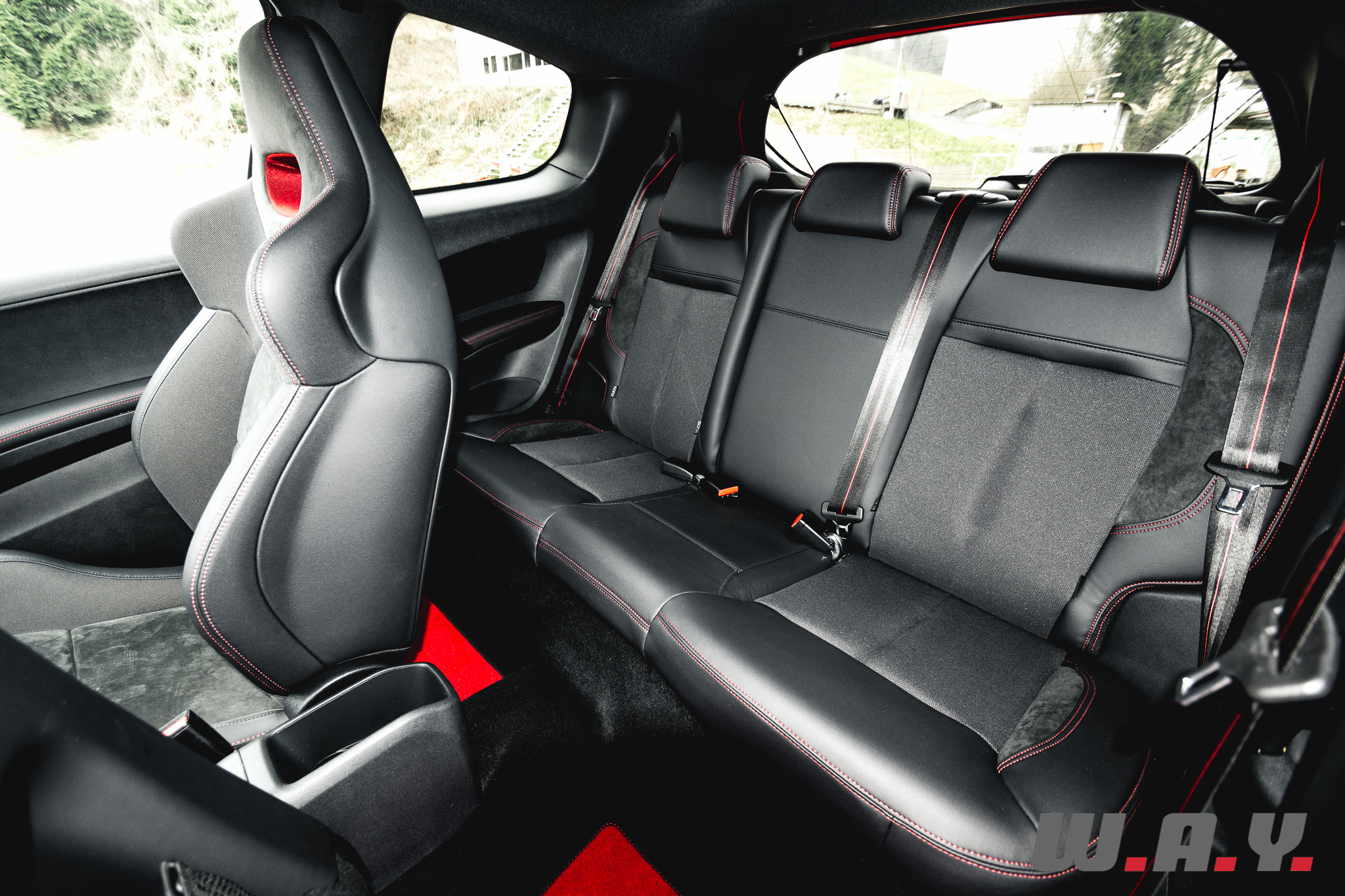 208GTI30th-19