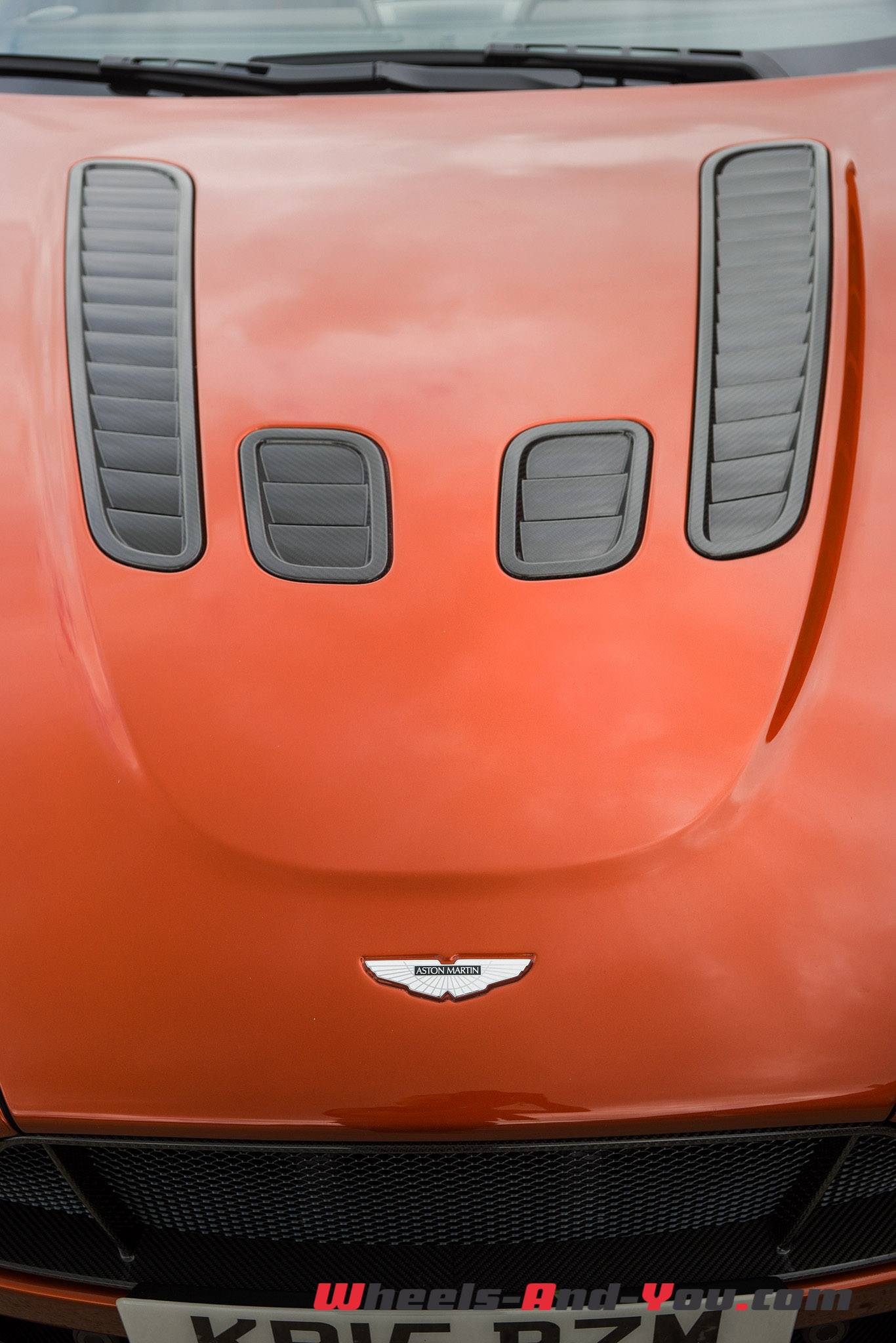 AMV12S Roadster-18