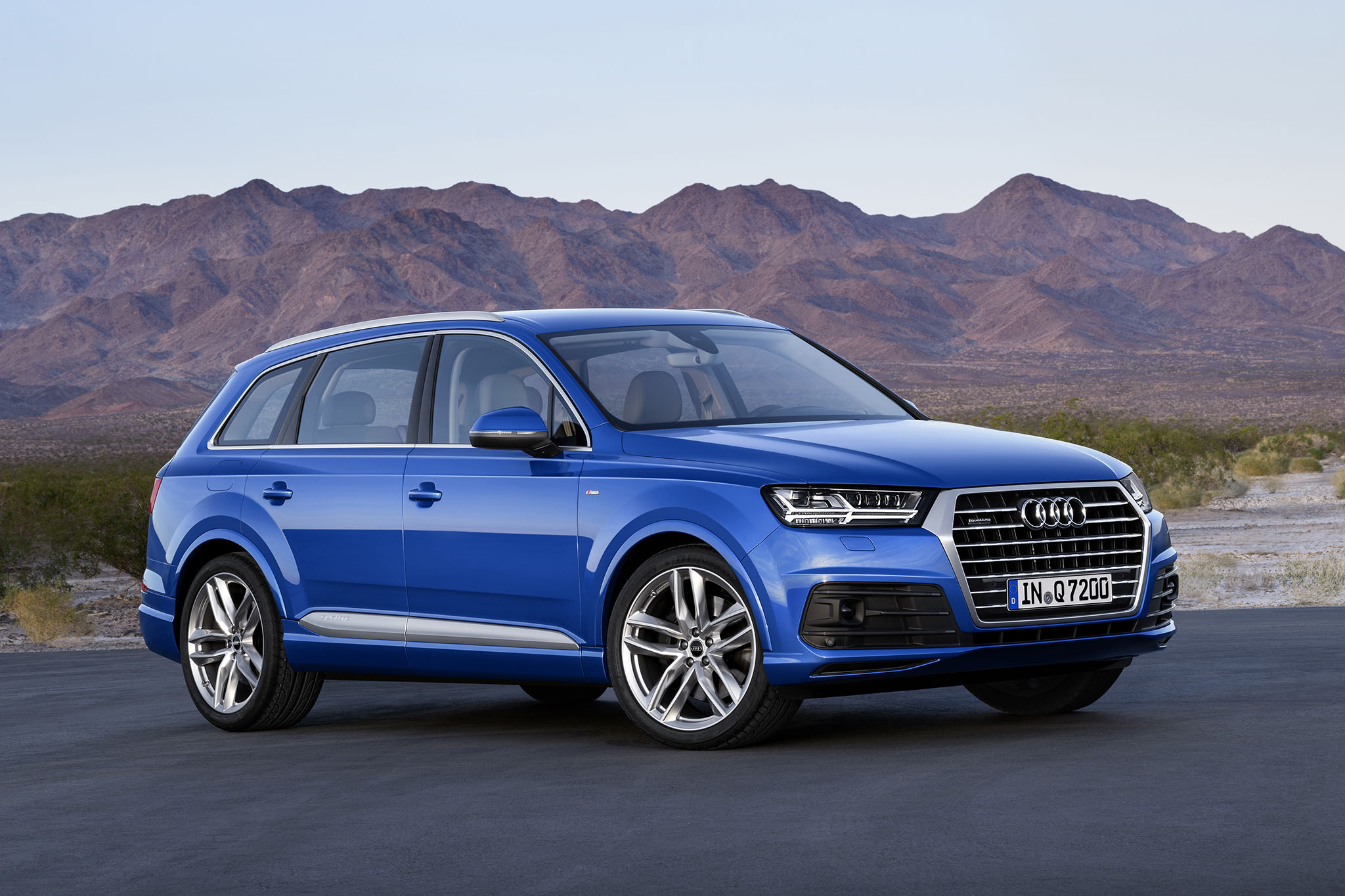 AudiQ7 01