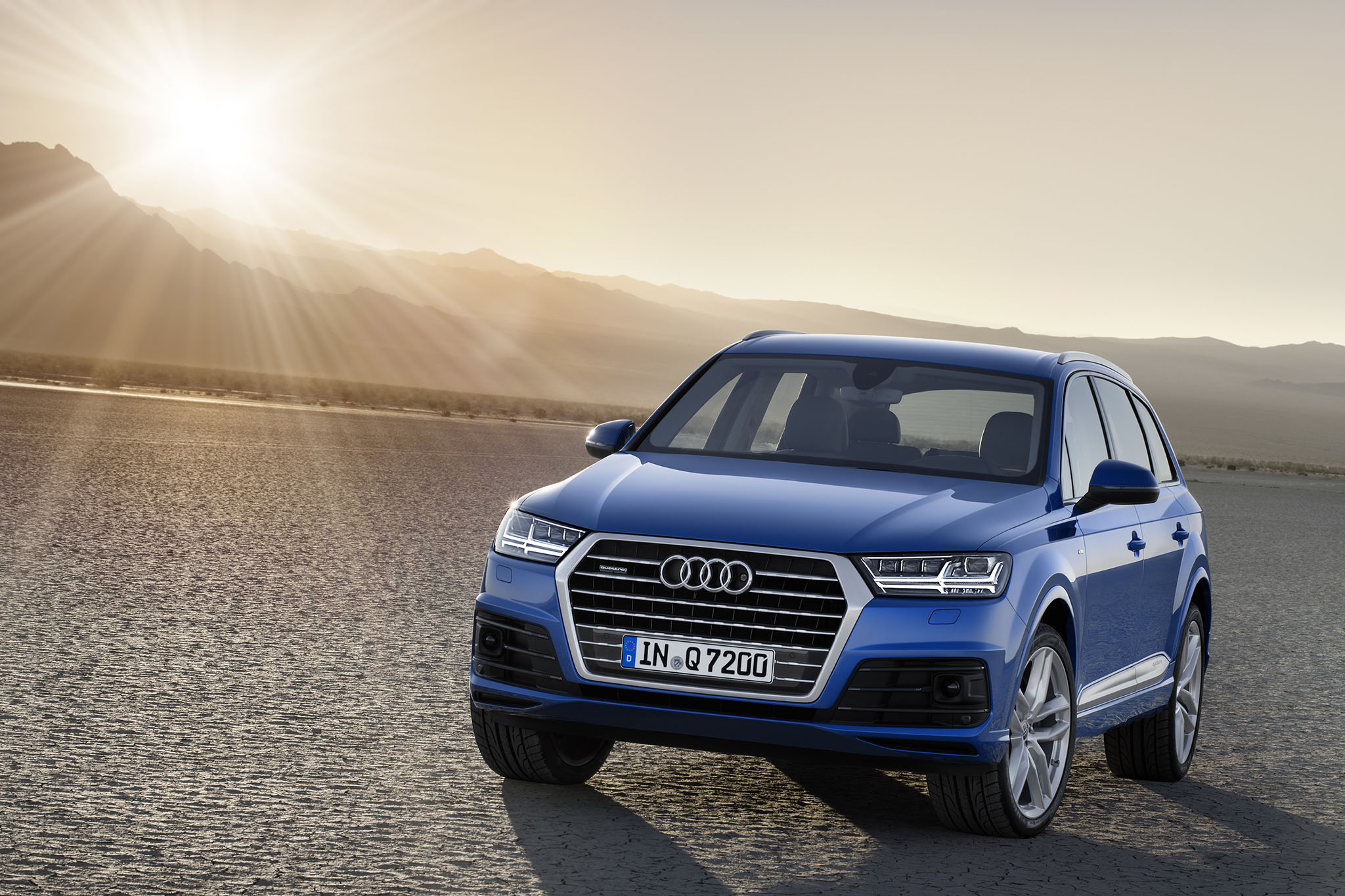 AudiQ7 07