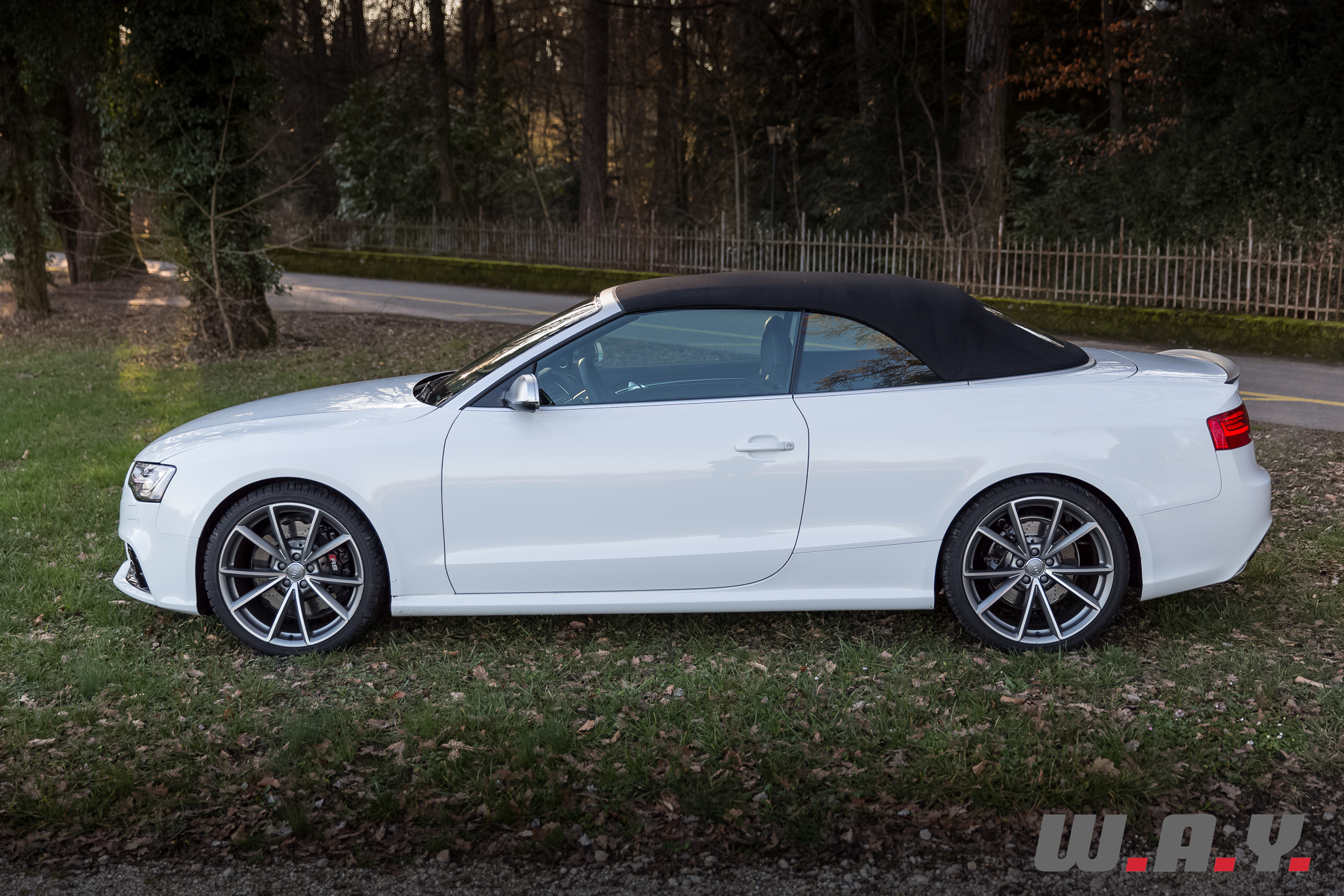 AudiRS5Cabriolet-10