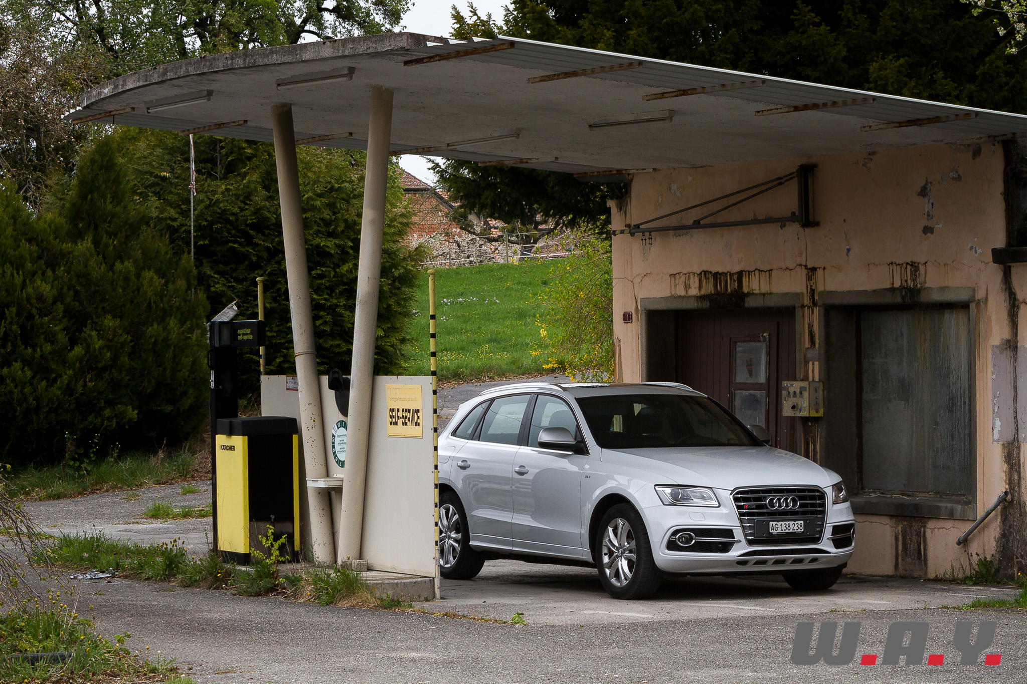 AudiSQ5-21