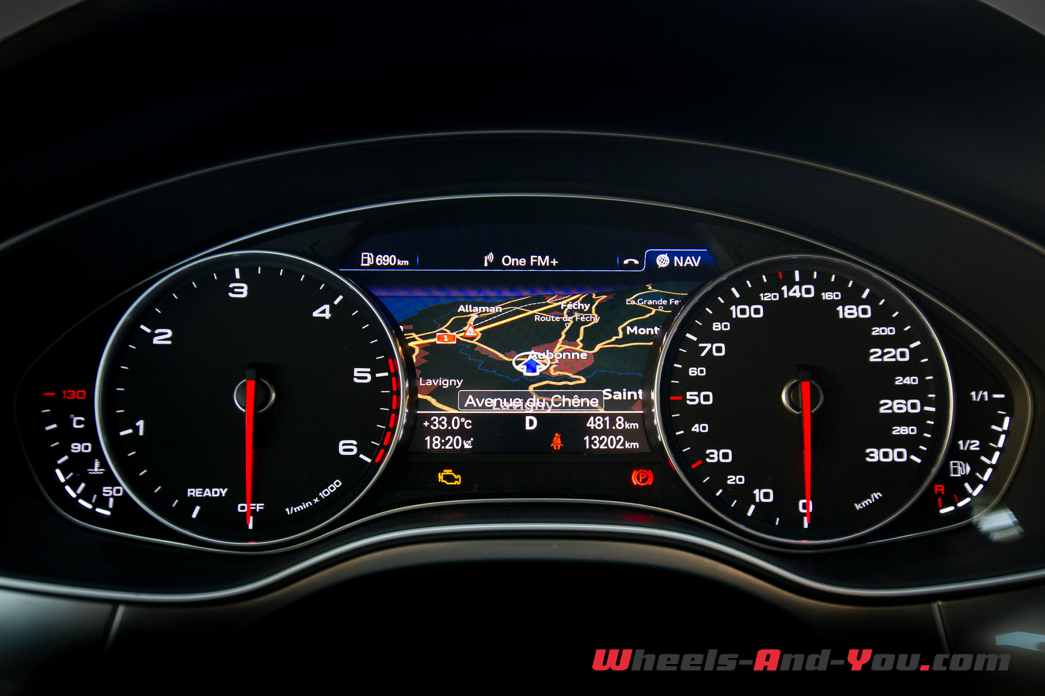 Audi A6-01