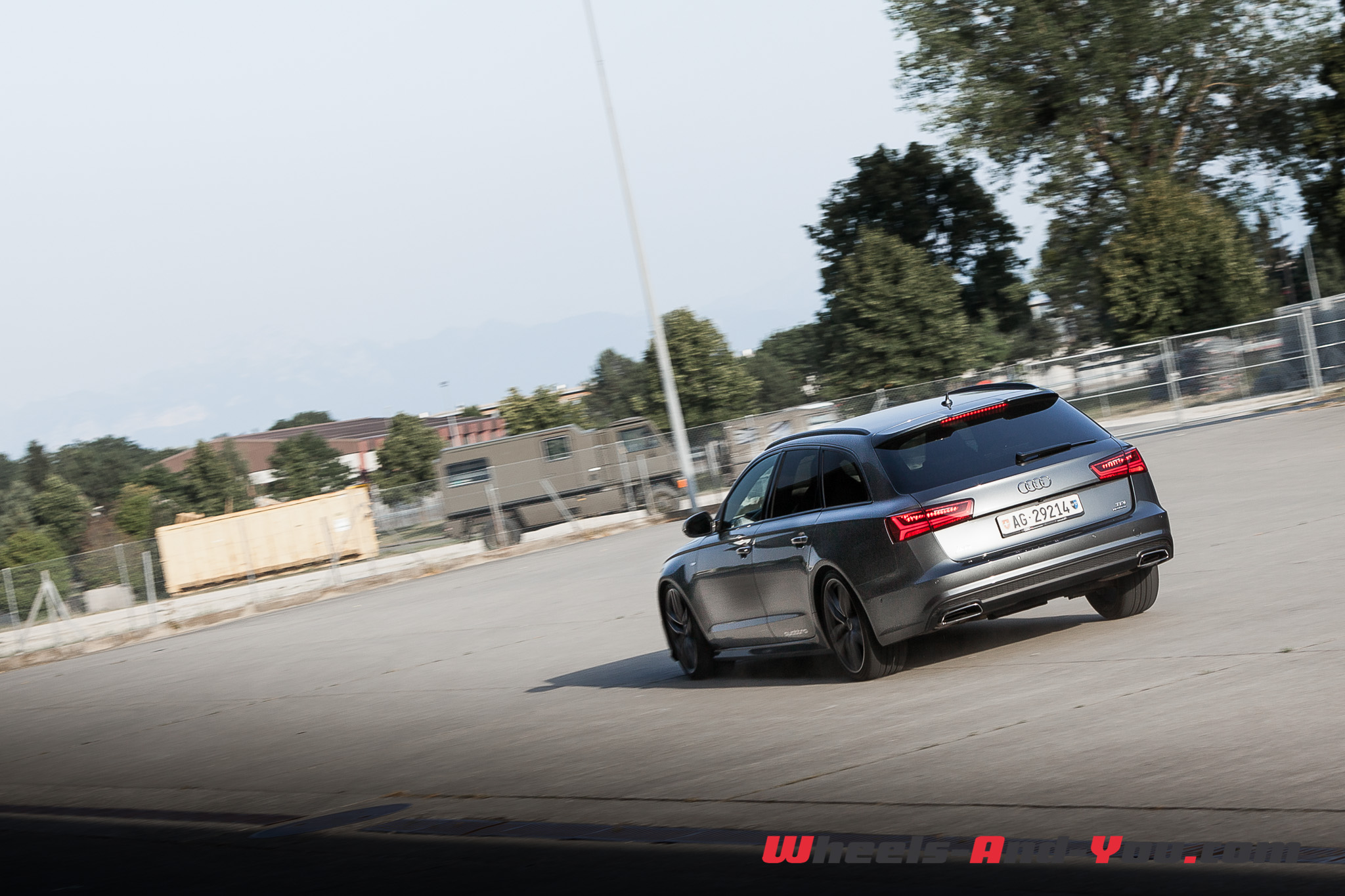 Audi A6-24
